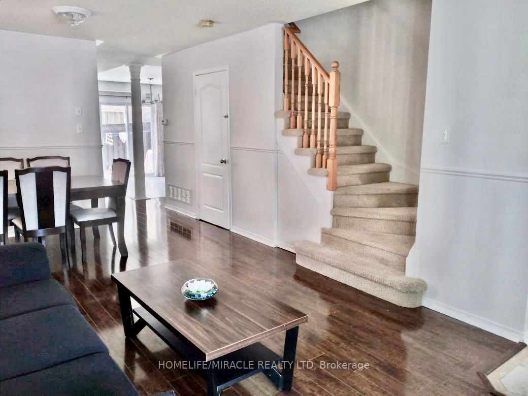 75 Saintsbury Cres
