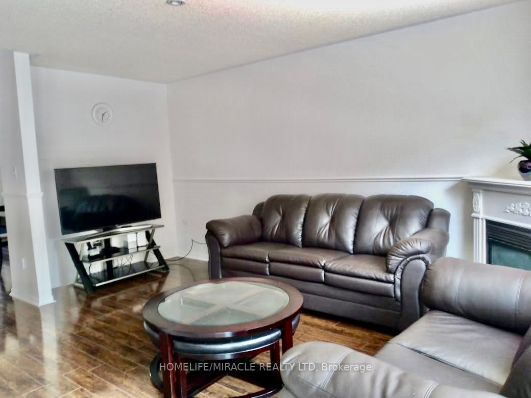 75 Saintsbury Cres