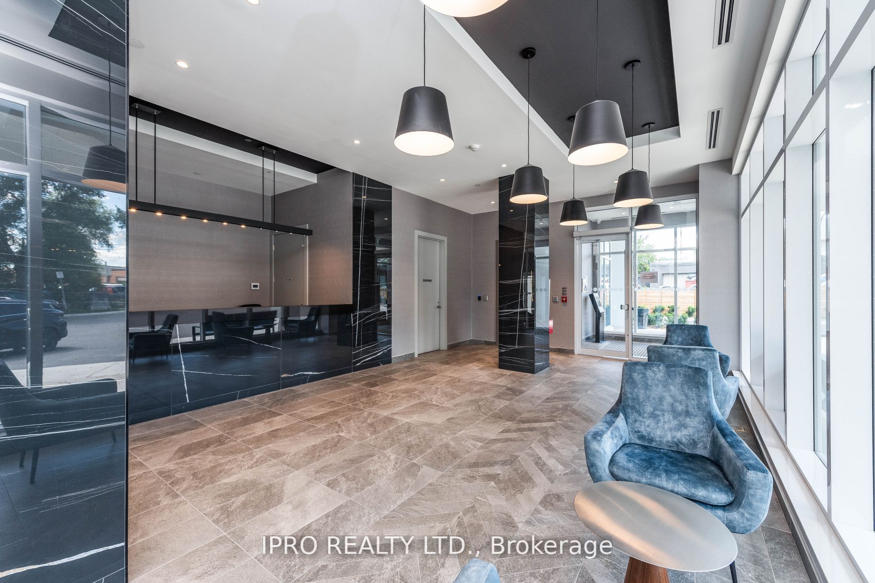 10 Wilby Cres, #1404