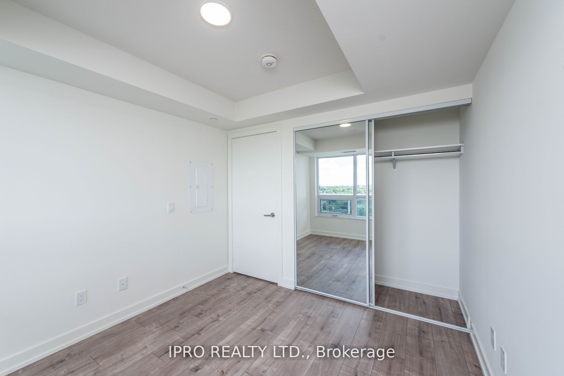 10 Wilby Cres, #1404