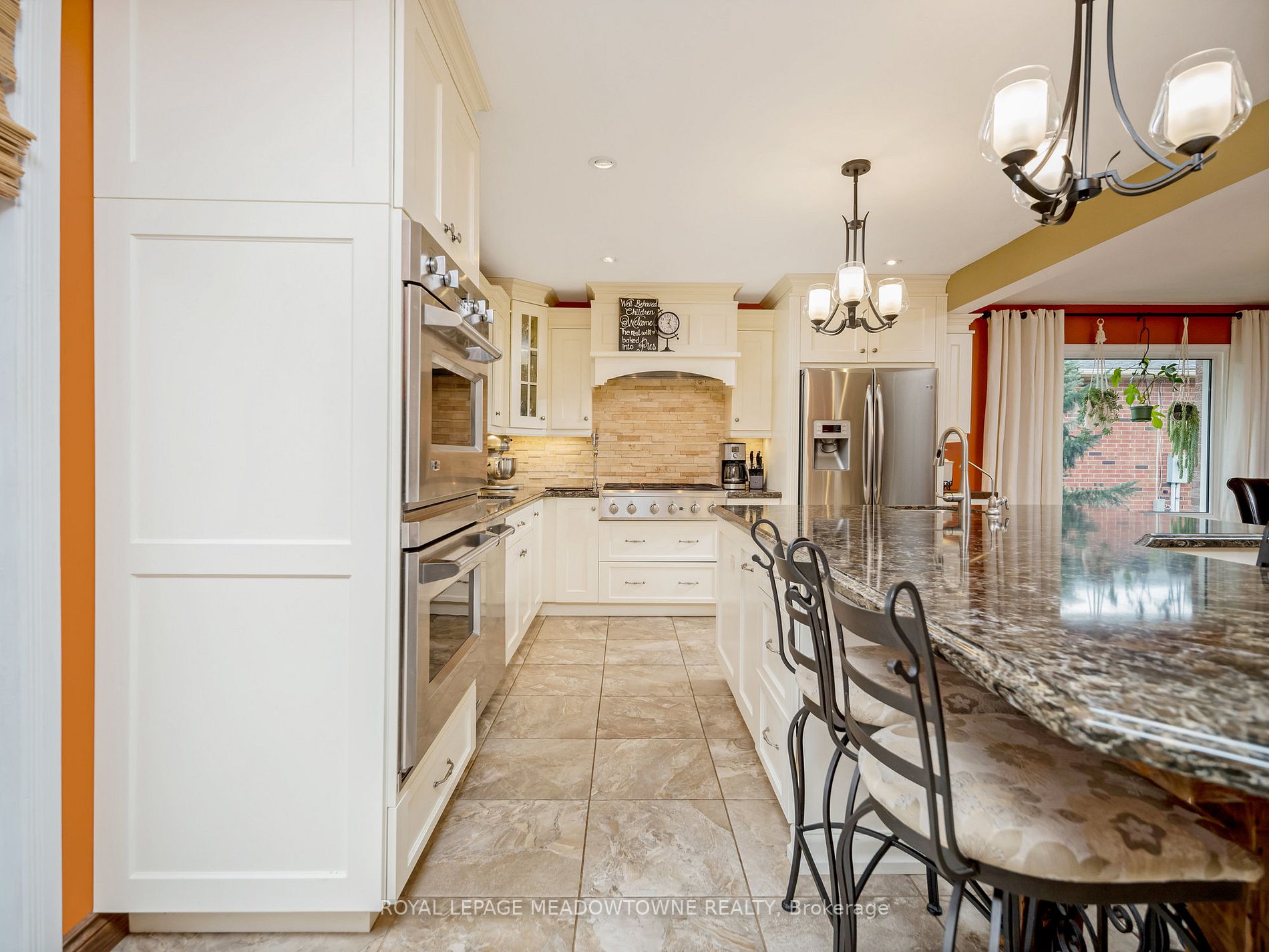24 Hillside Dr