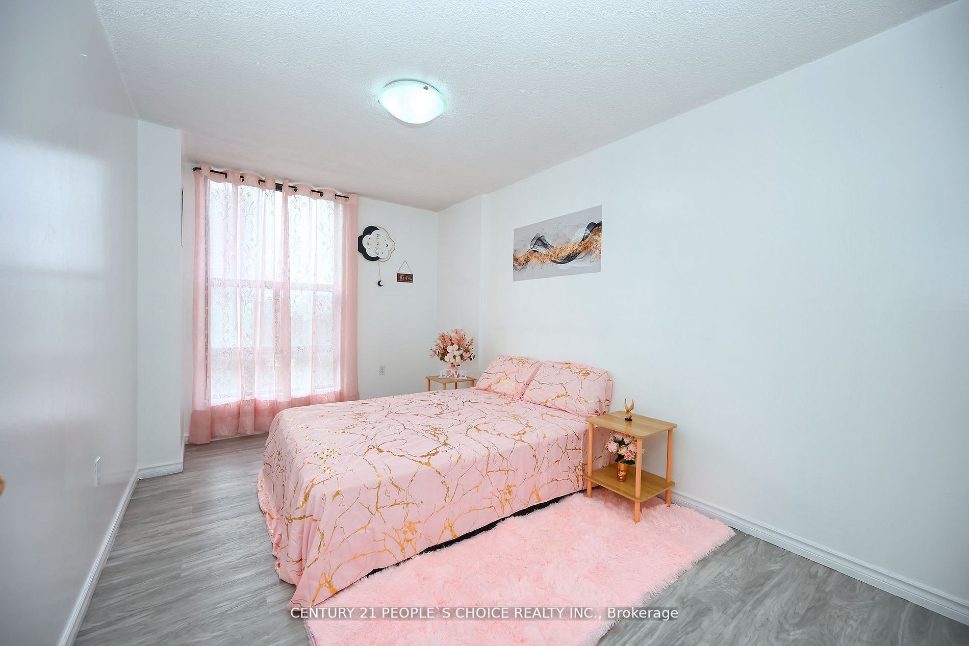 17 Knightsbridge Rd, #604
