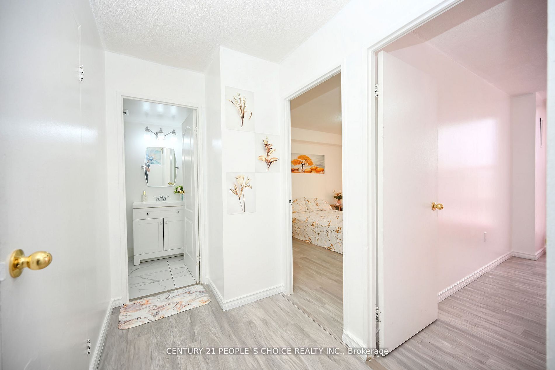 17 Knightsbridge Rd, #604