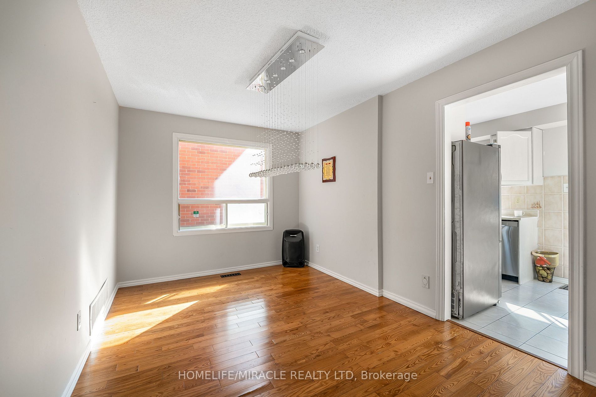 229 Vodden St W