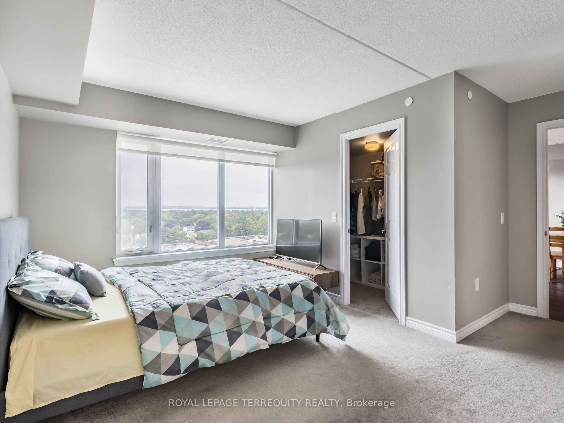 716 Main Street E, #1008