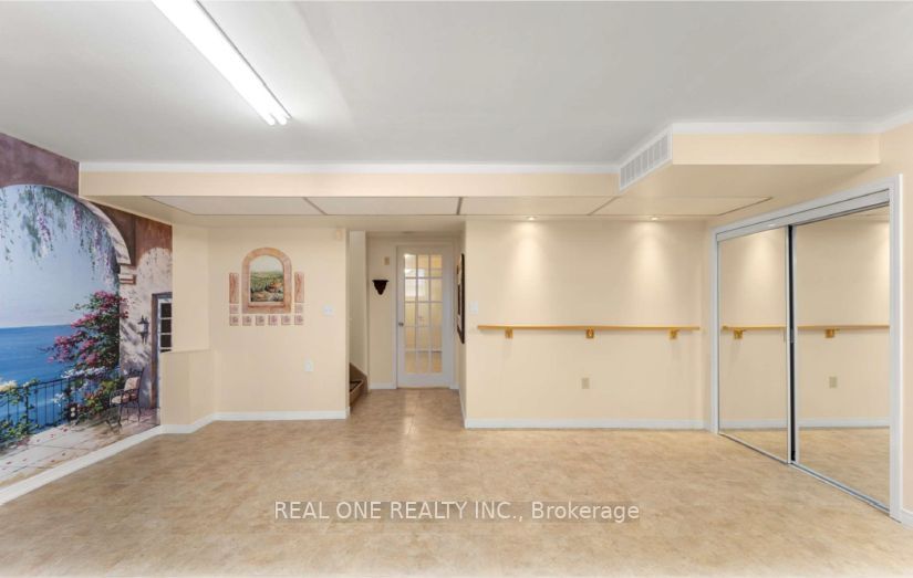 382 Mcjannett Ave
