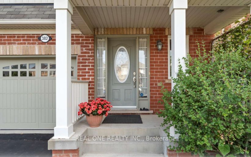 382 Mcjannett Ave
