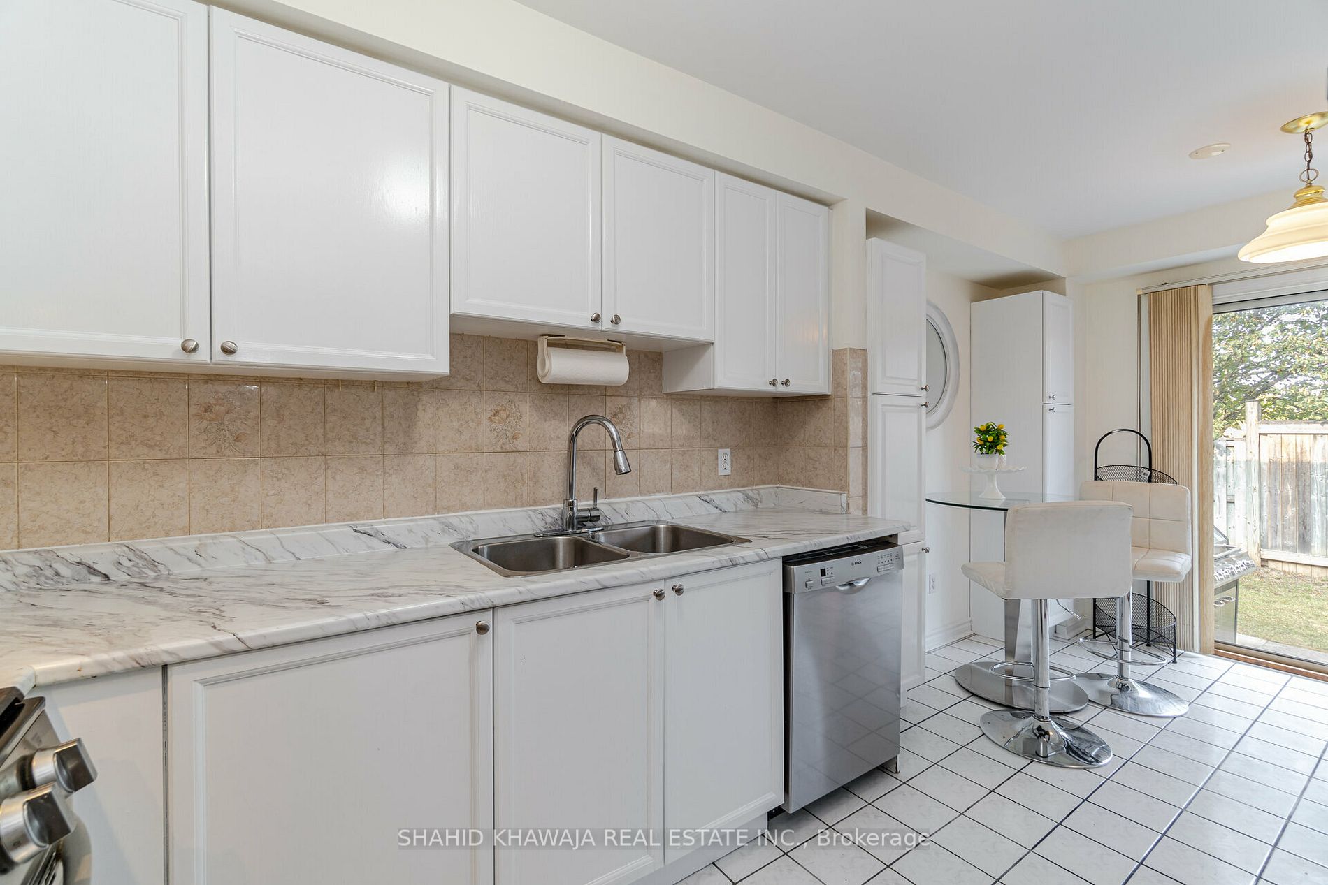5230 Glen Erin Dr, #91