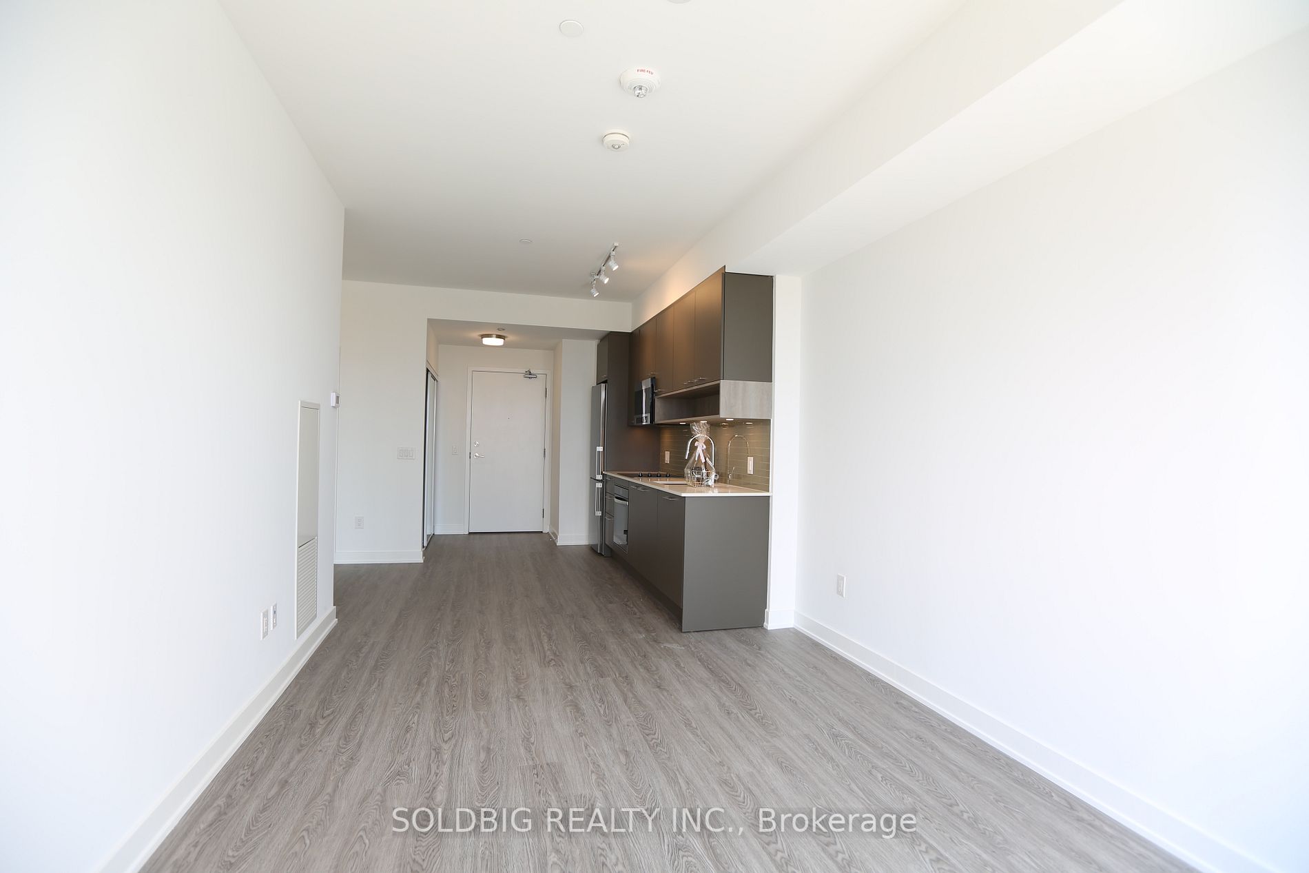 3005 Pine Glen Rd, #712