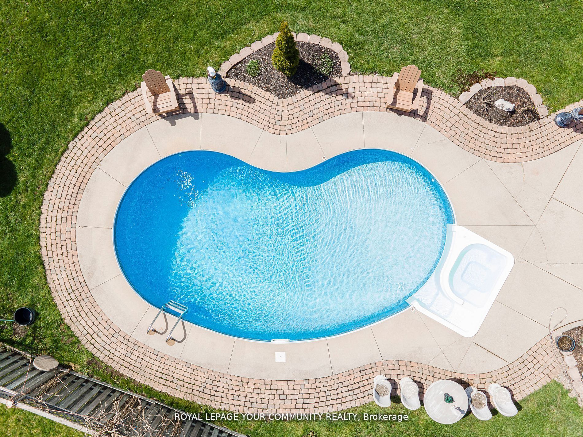 98 Corkett Dr
