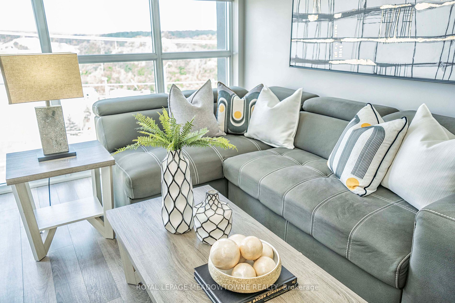 5240 Dundas Street, #B605
