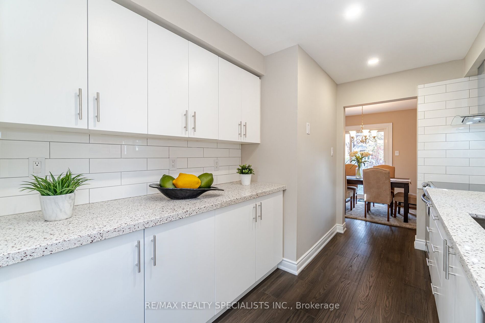 181 Satok Cres