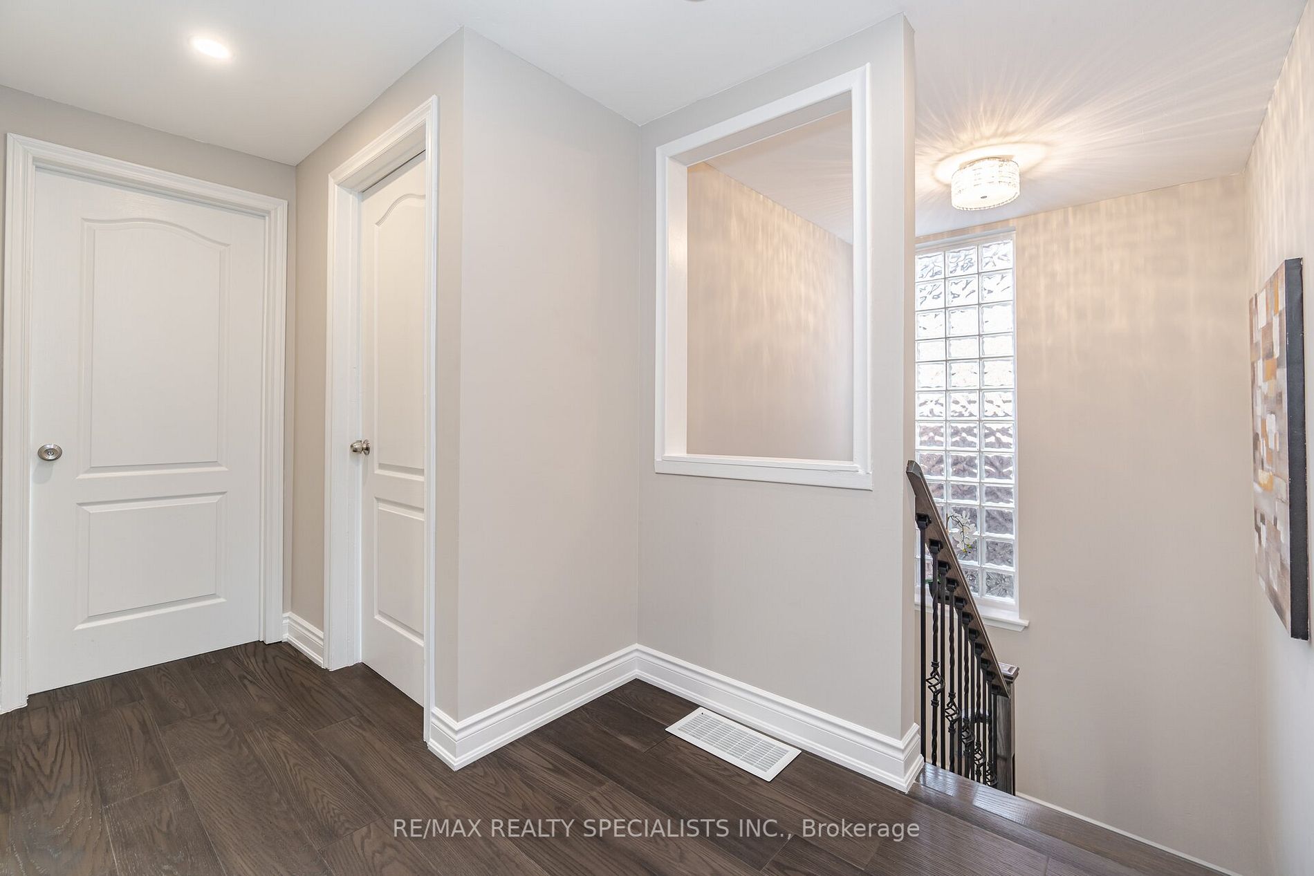 181 Satok Cres