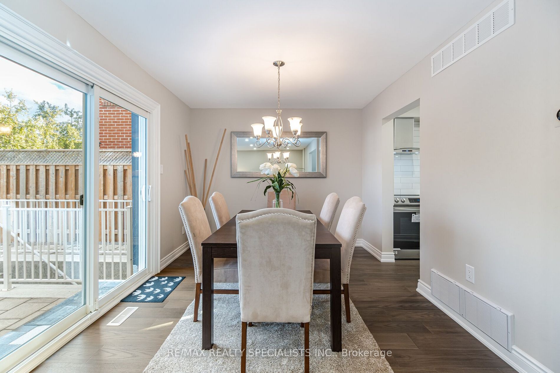 181 Satok Cres