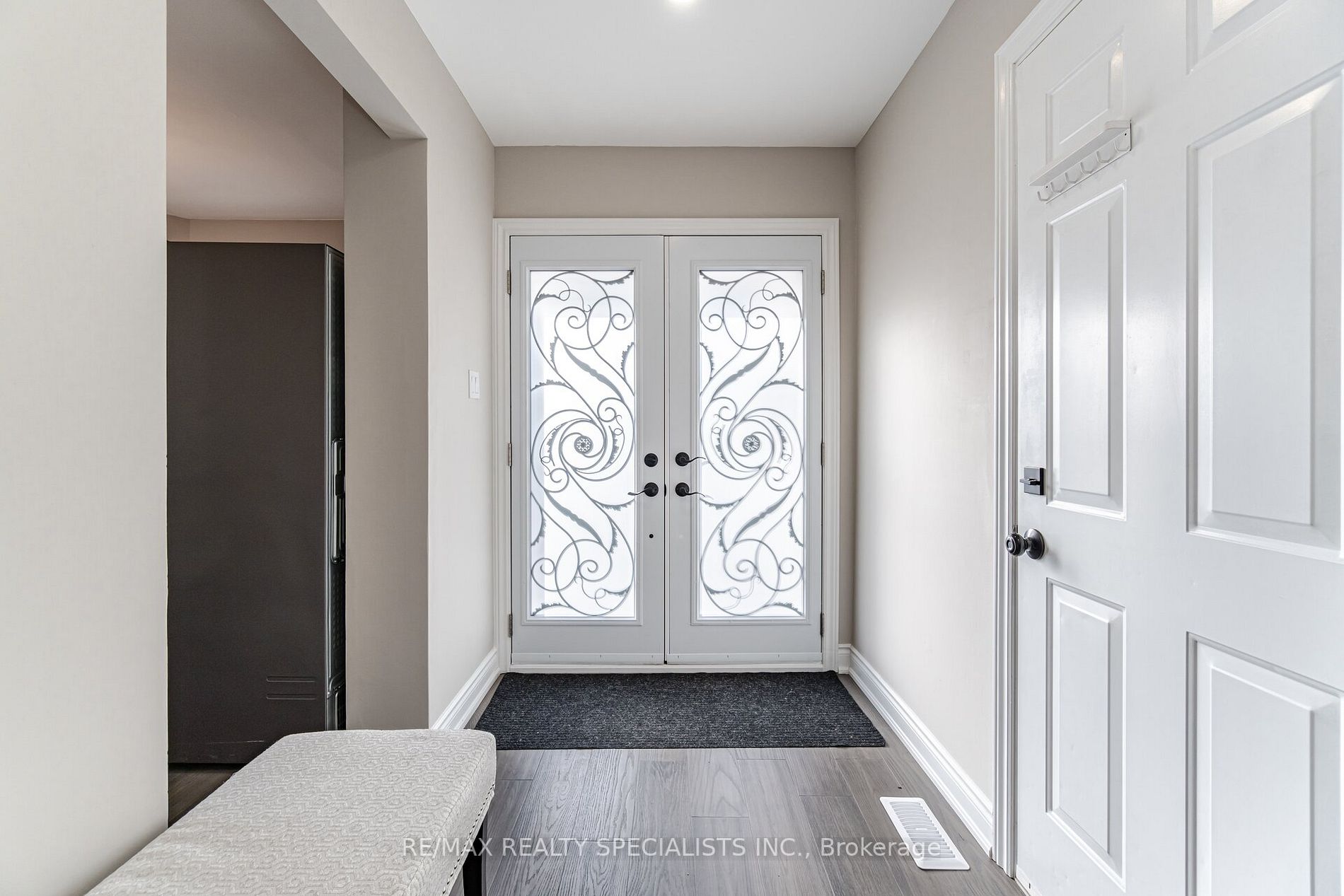 181 Satok Cres