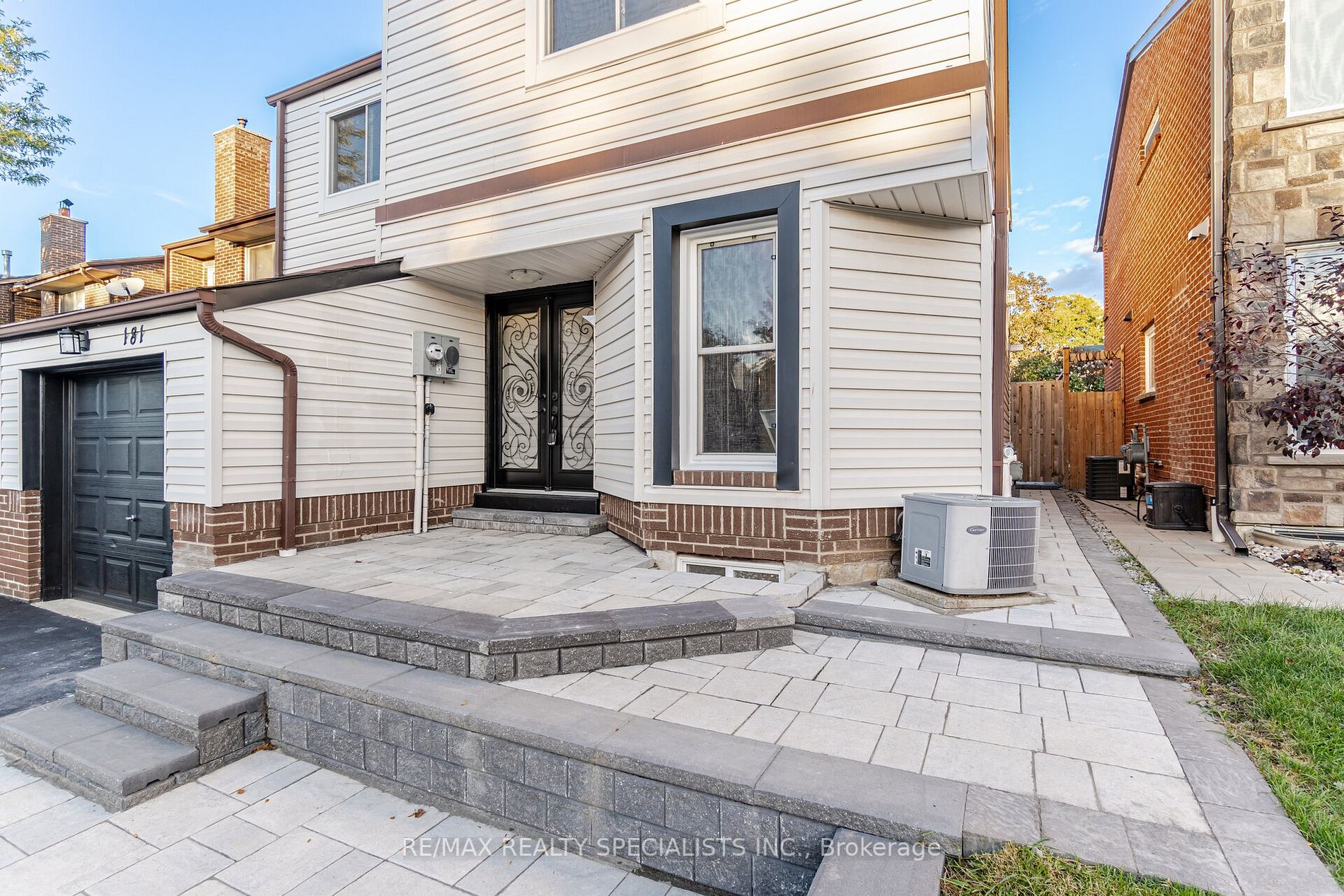 181 Satok Cres