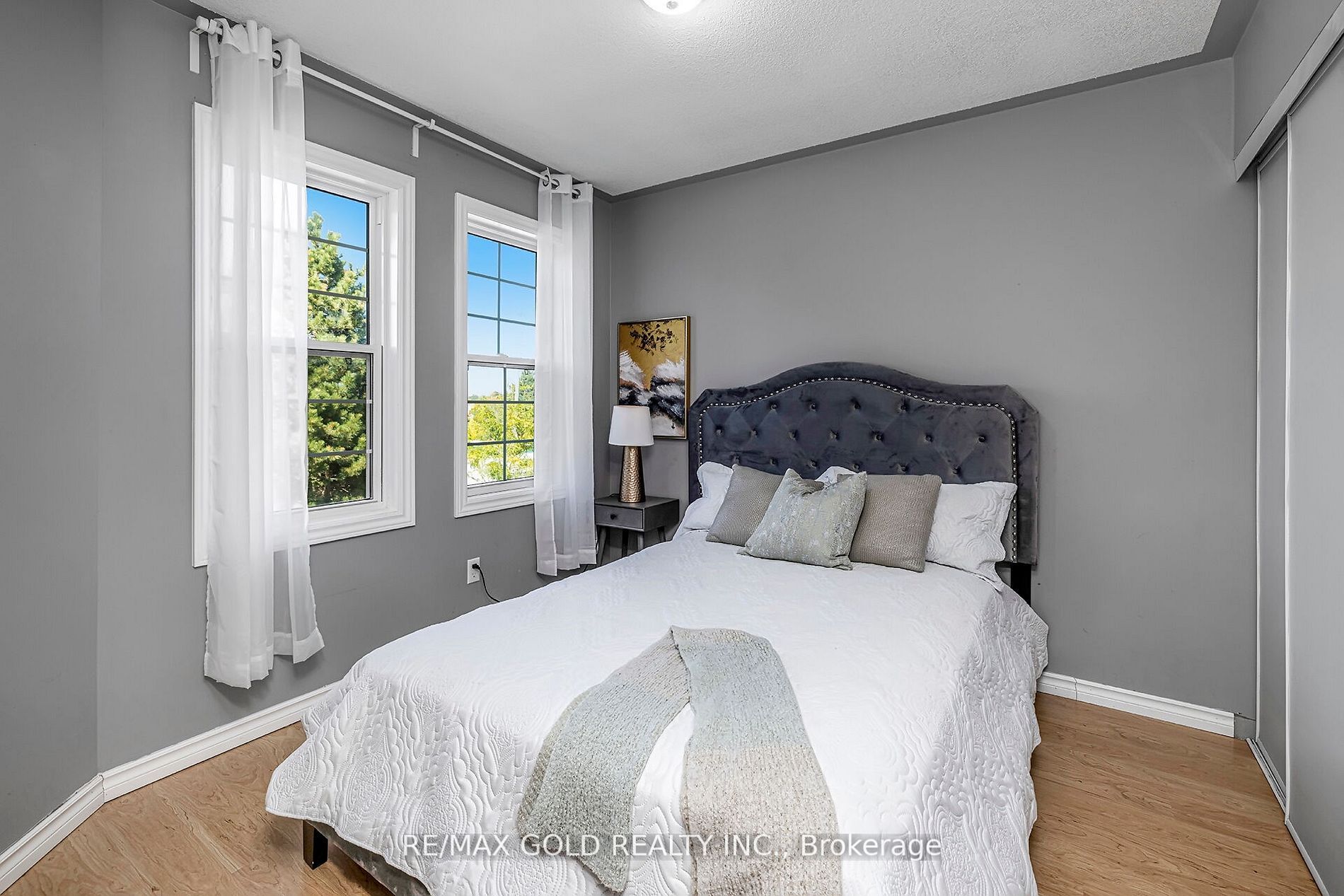 53 Smith Dr