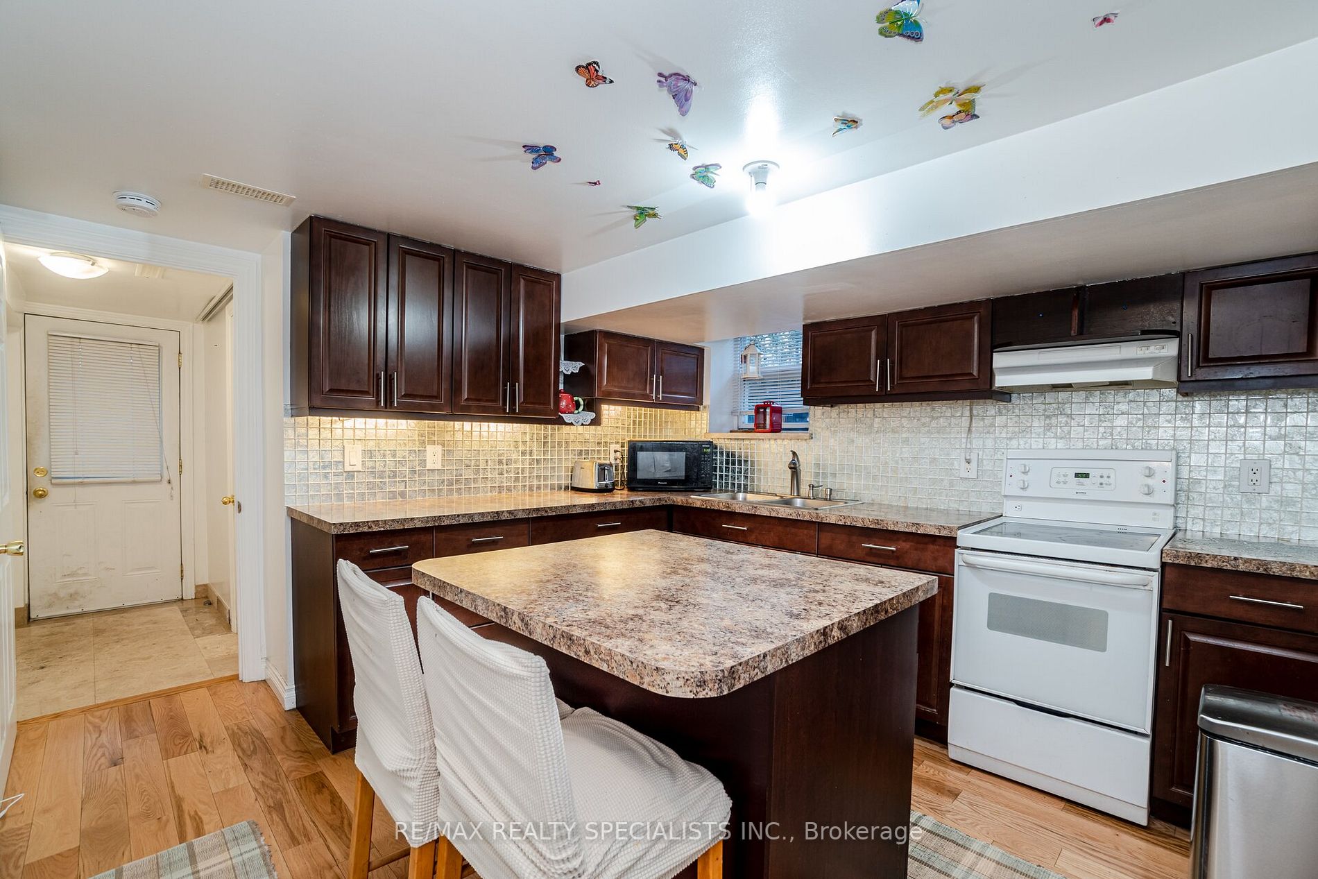6991 Cadiz Cres