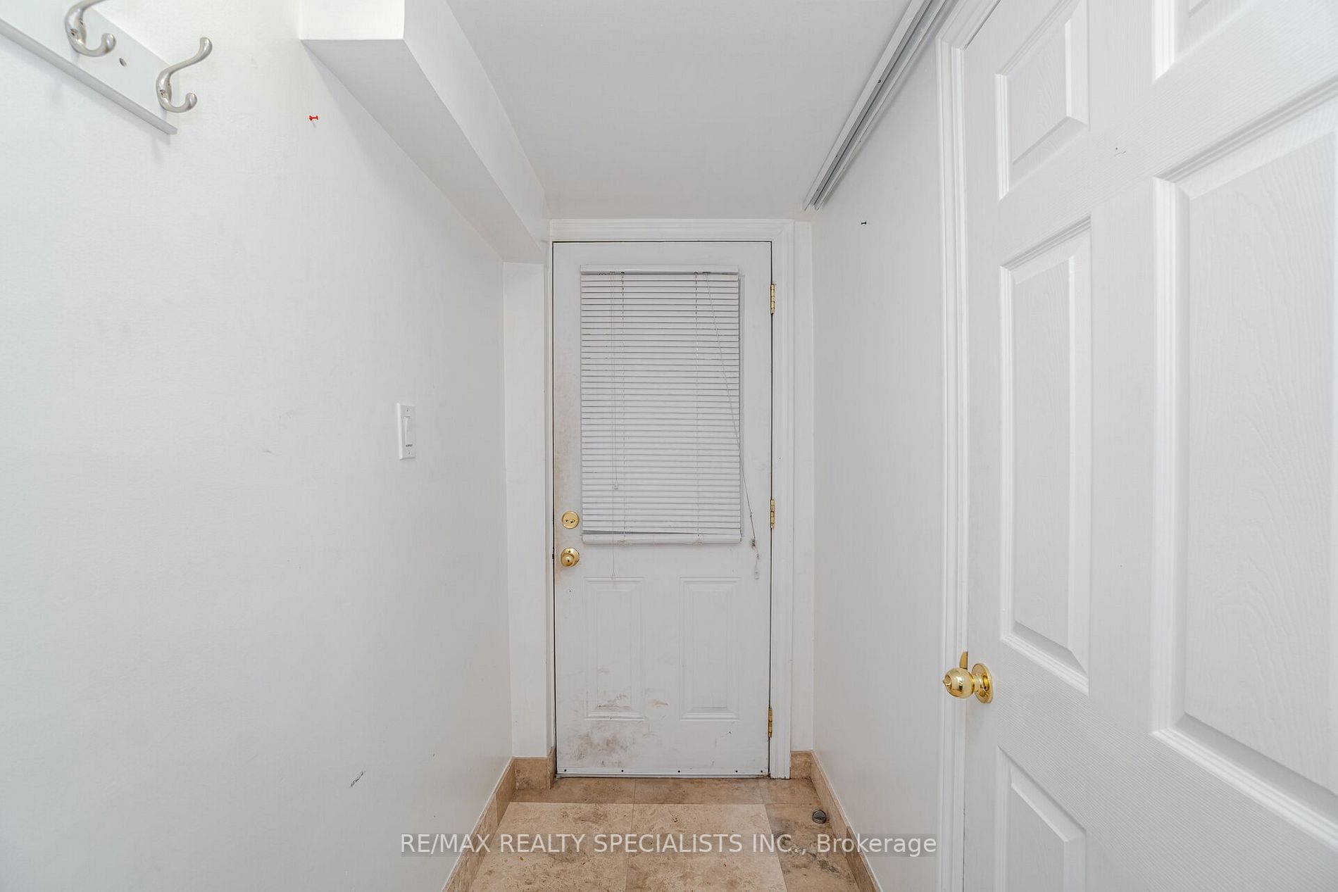 6991 Cadiz Cres