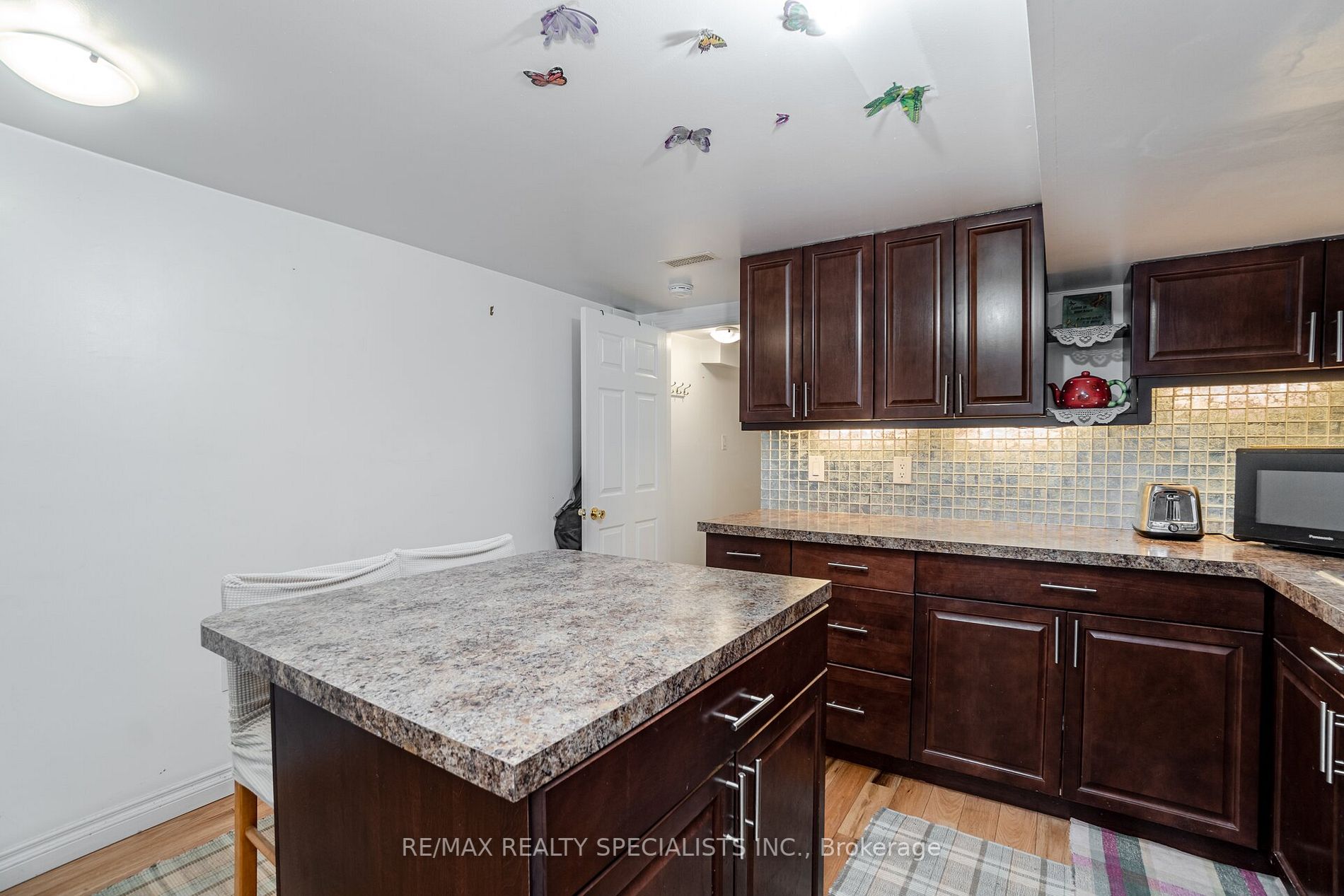 6991 Cadiz Cres