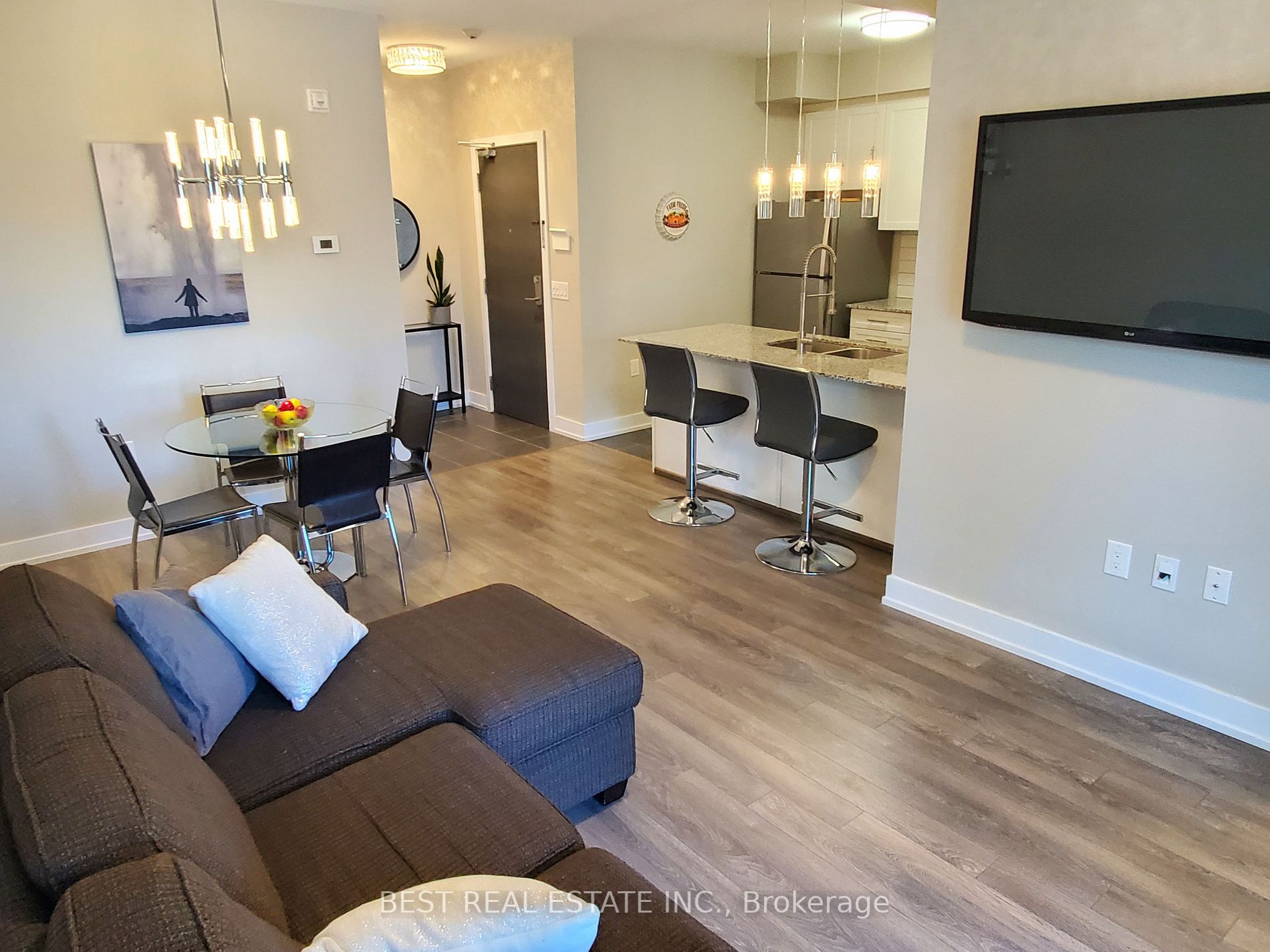 2388 Khalsa Gate, #304