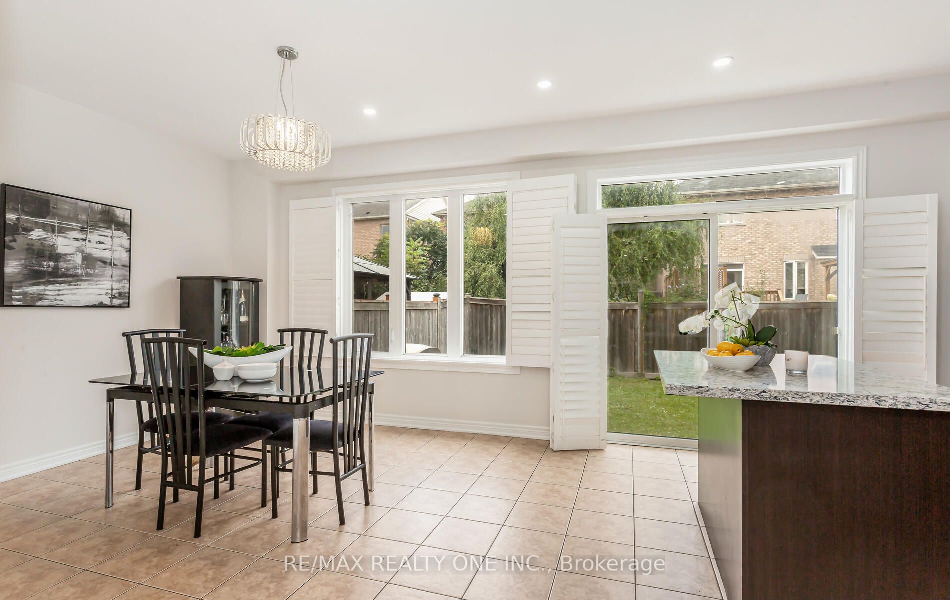 46 Boundbrook Dr