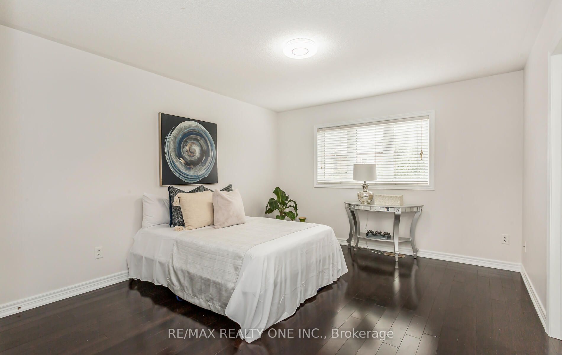 46 Boundbrook Dr