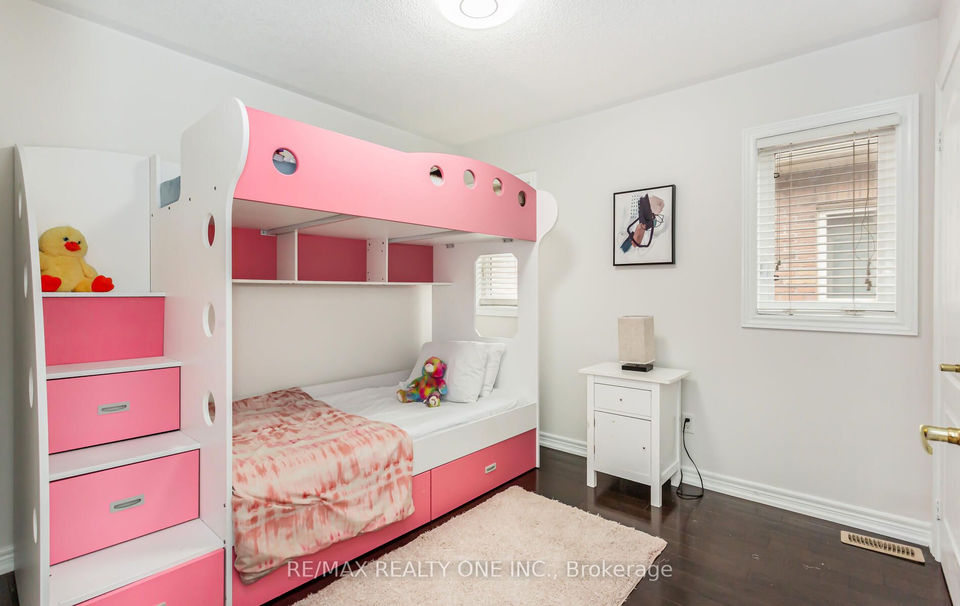 46 Boundbrook Dr