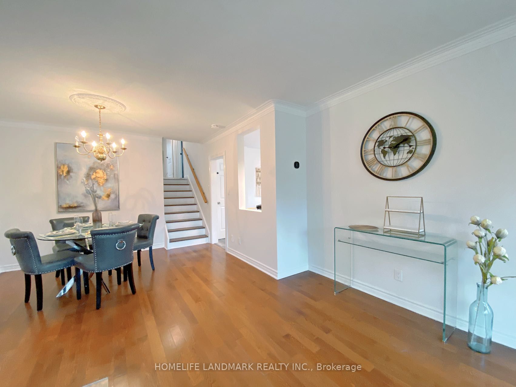 1275 Fairdale Dr, #Upper