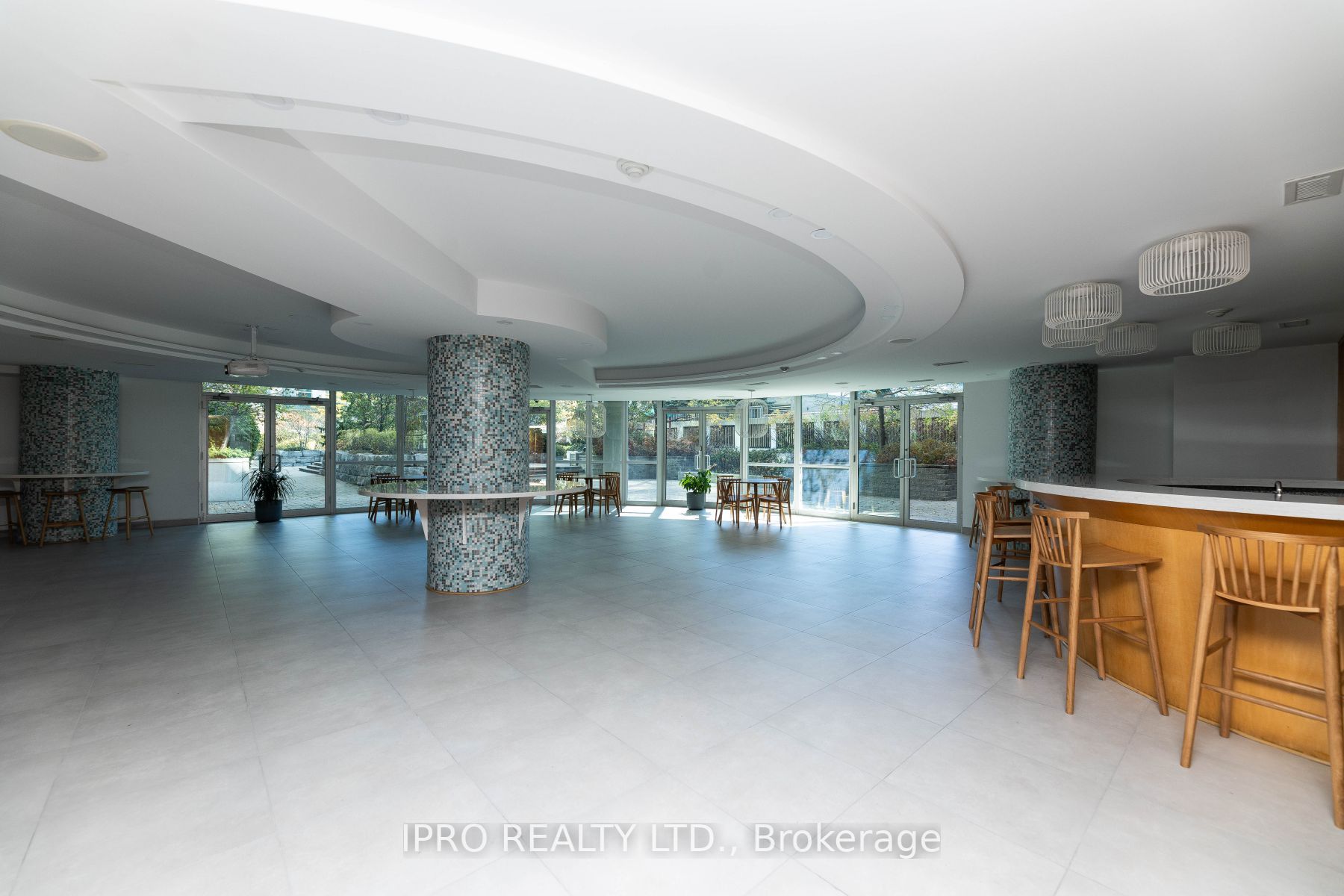 3939 Duke Of York Blvd, #3207