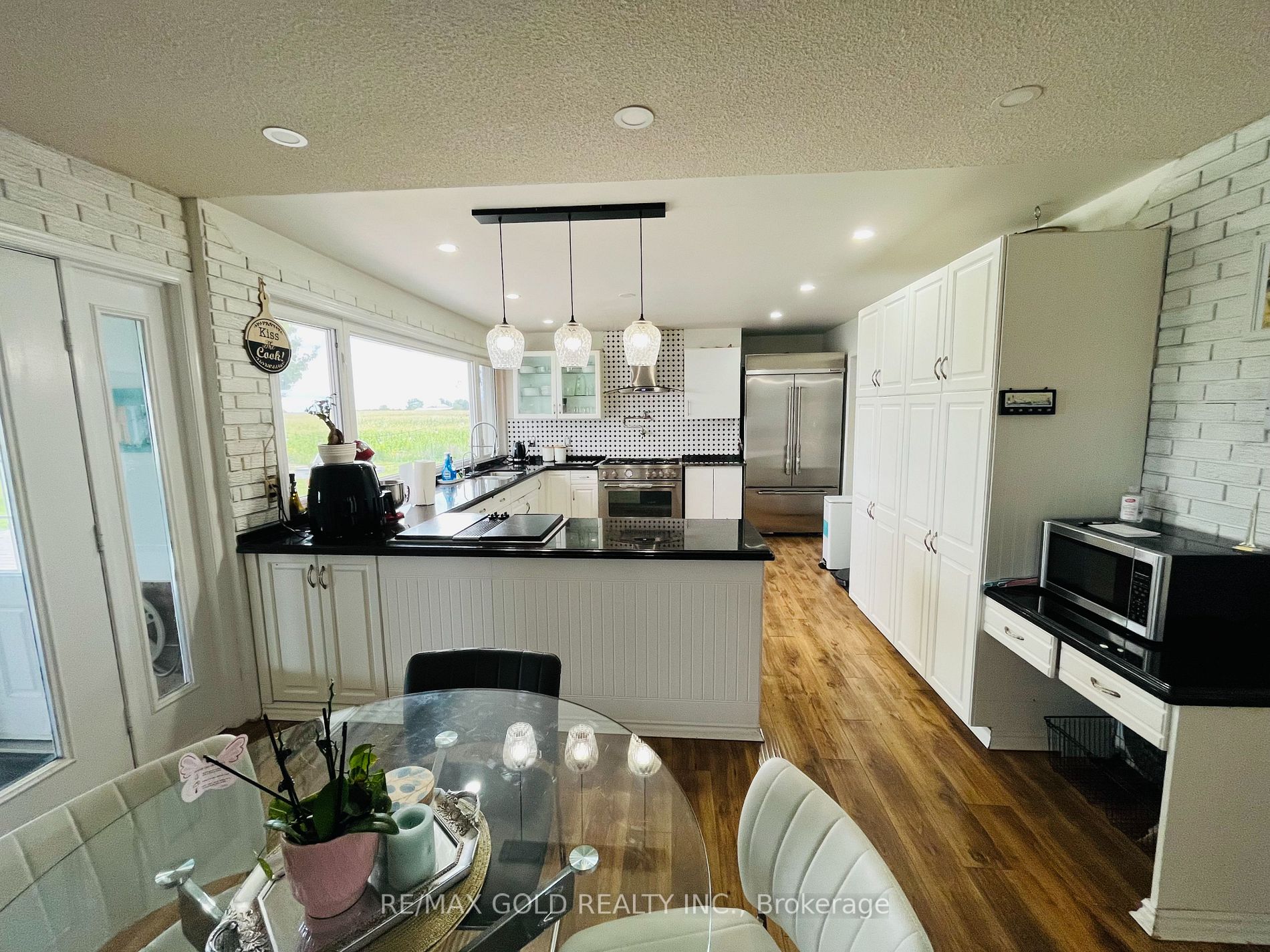 14165 Mclaughlin Rd