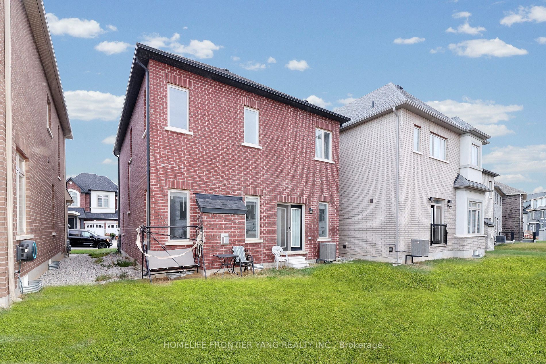 3478 Clayton Tr