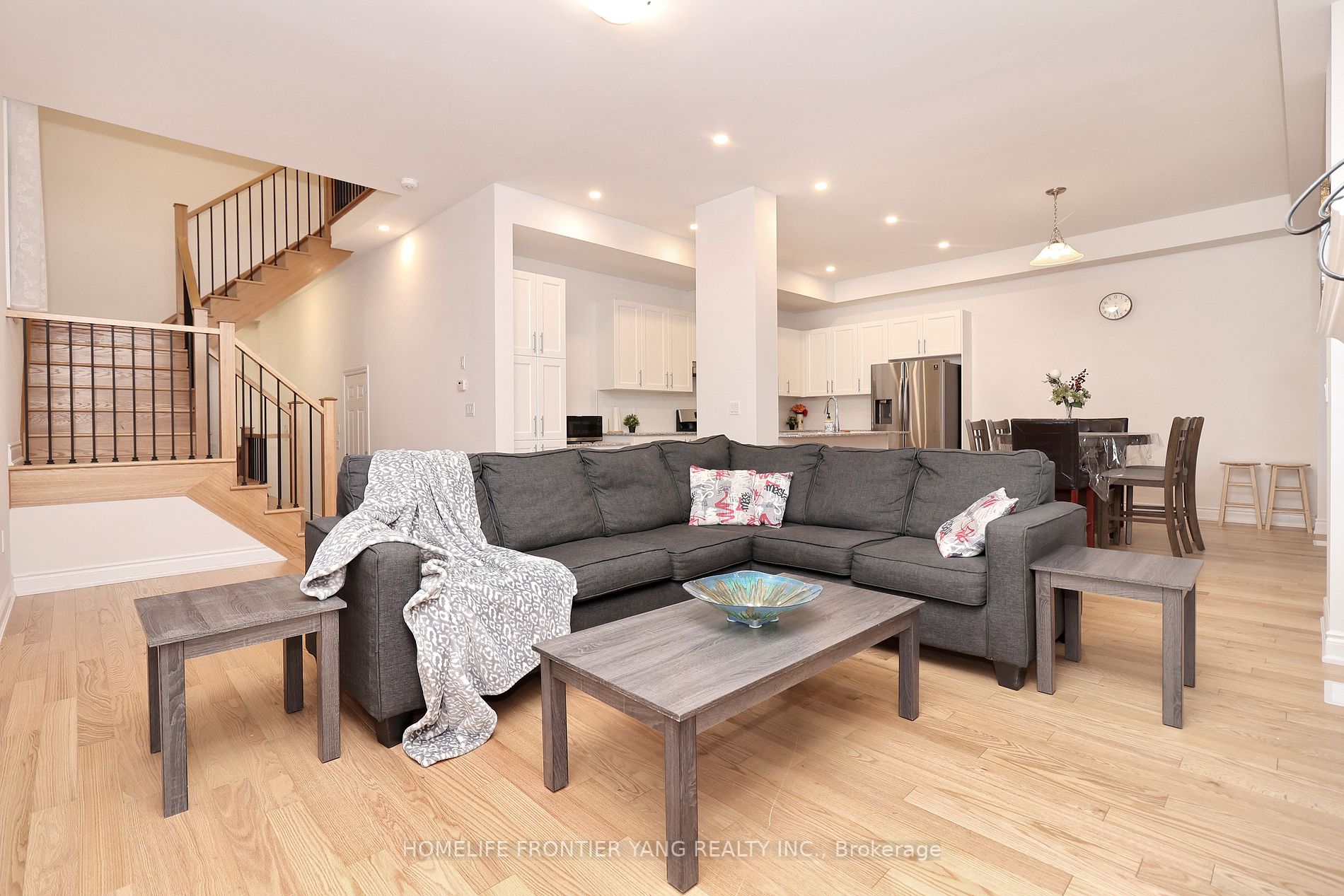 3478 Clayton Tr
