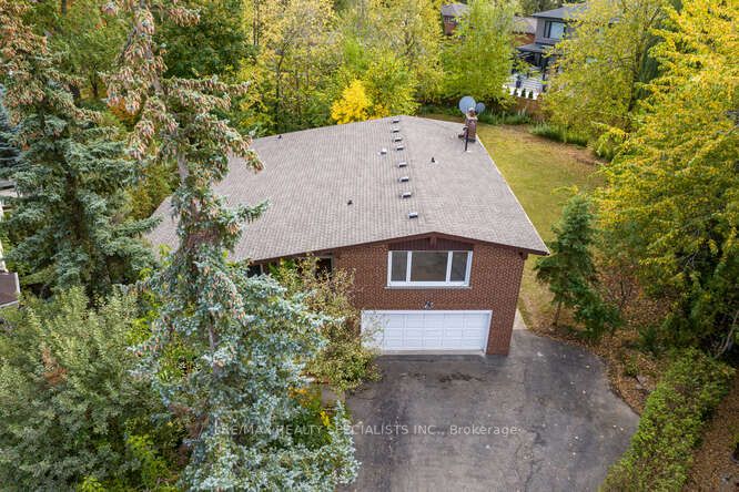 2204 Springfield Crt