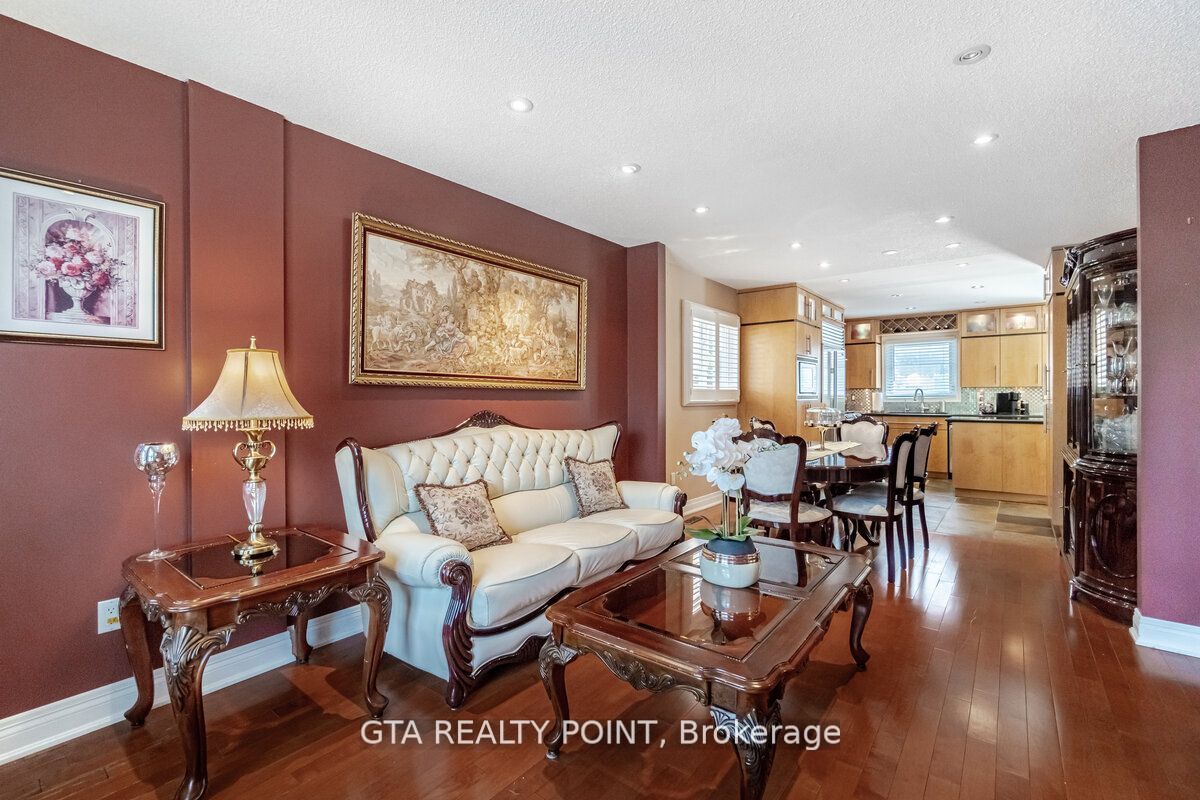 4308 Credit Pointe Dr