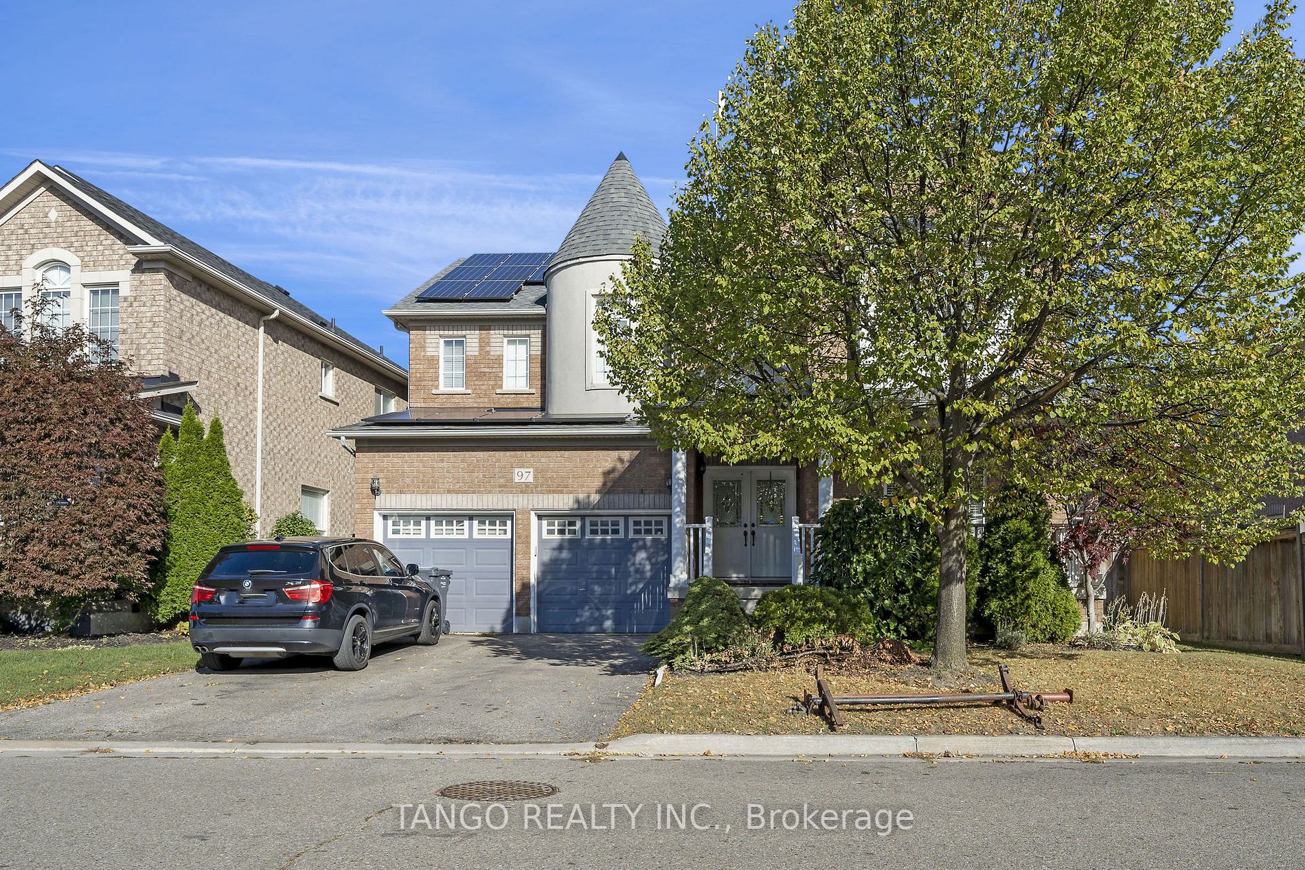 97 Bonistel Cres N