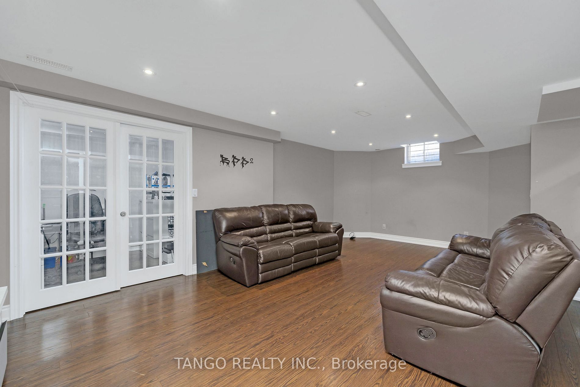 97 Bonistel Cres N