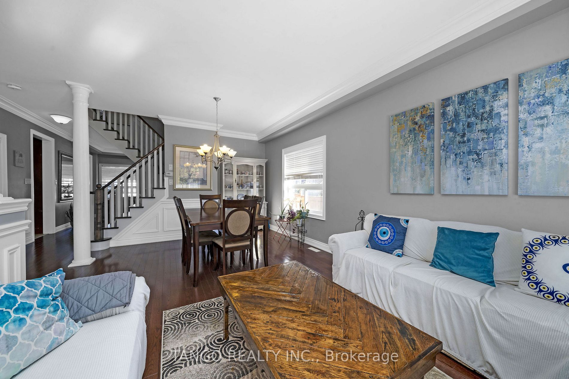 97 Bonistel Cres N