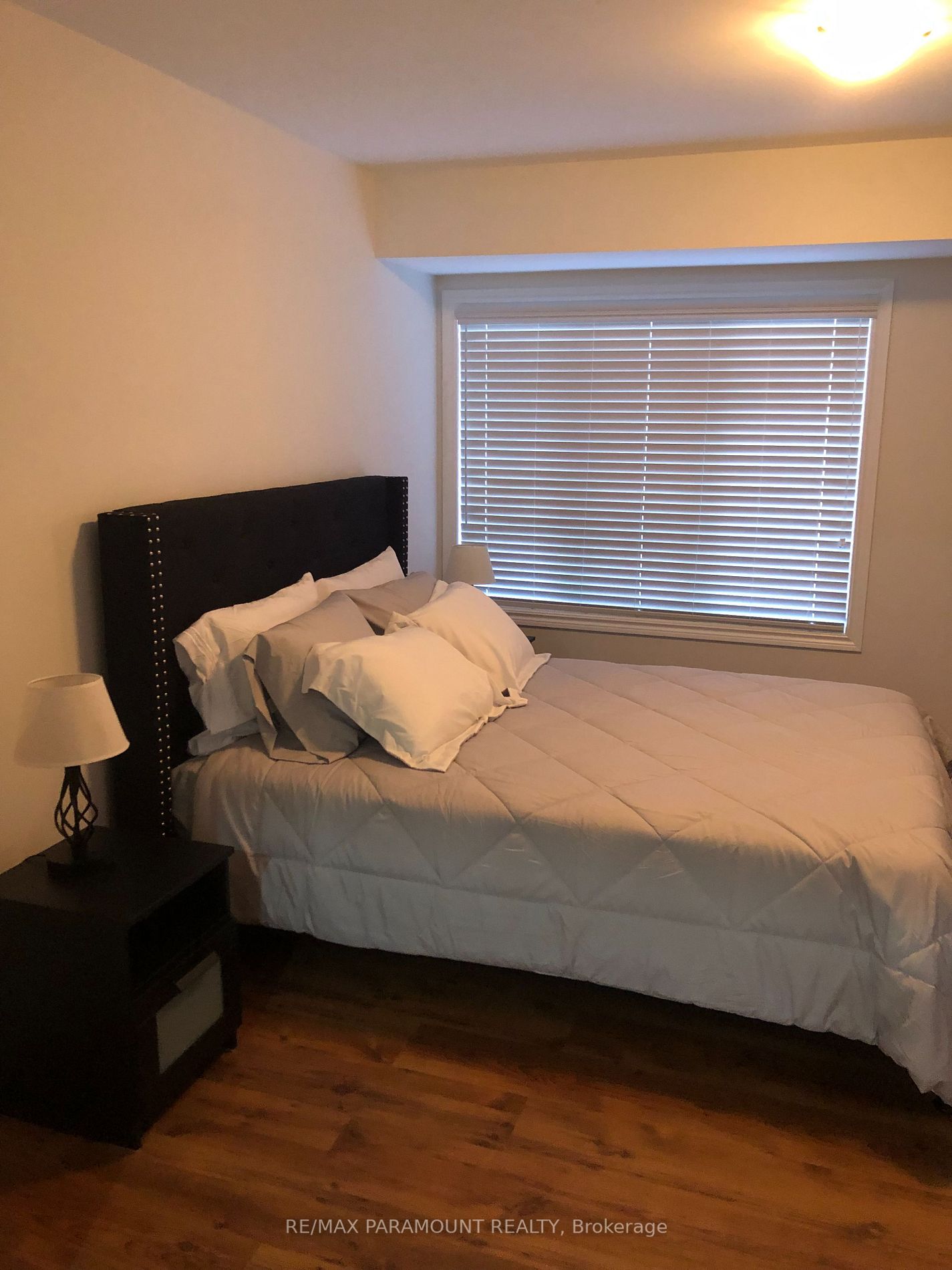 495 Queen Mary Dr, #Bk Unit