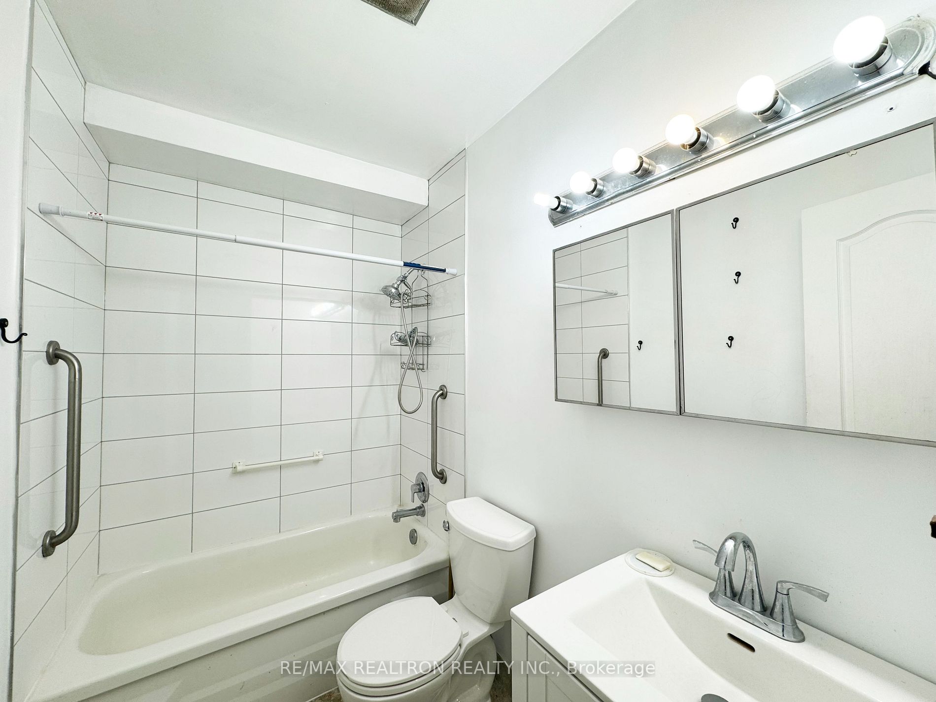 3460 Keele Street, #921
