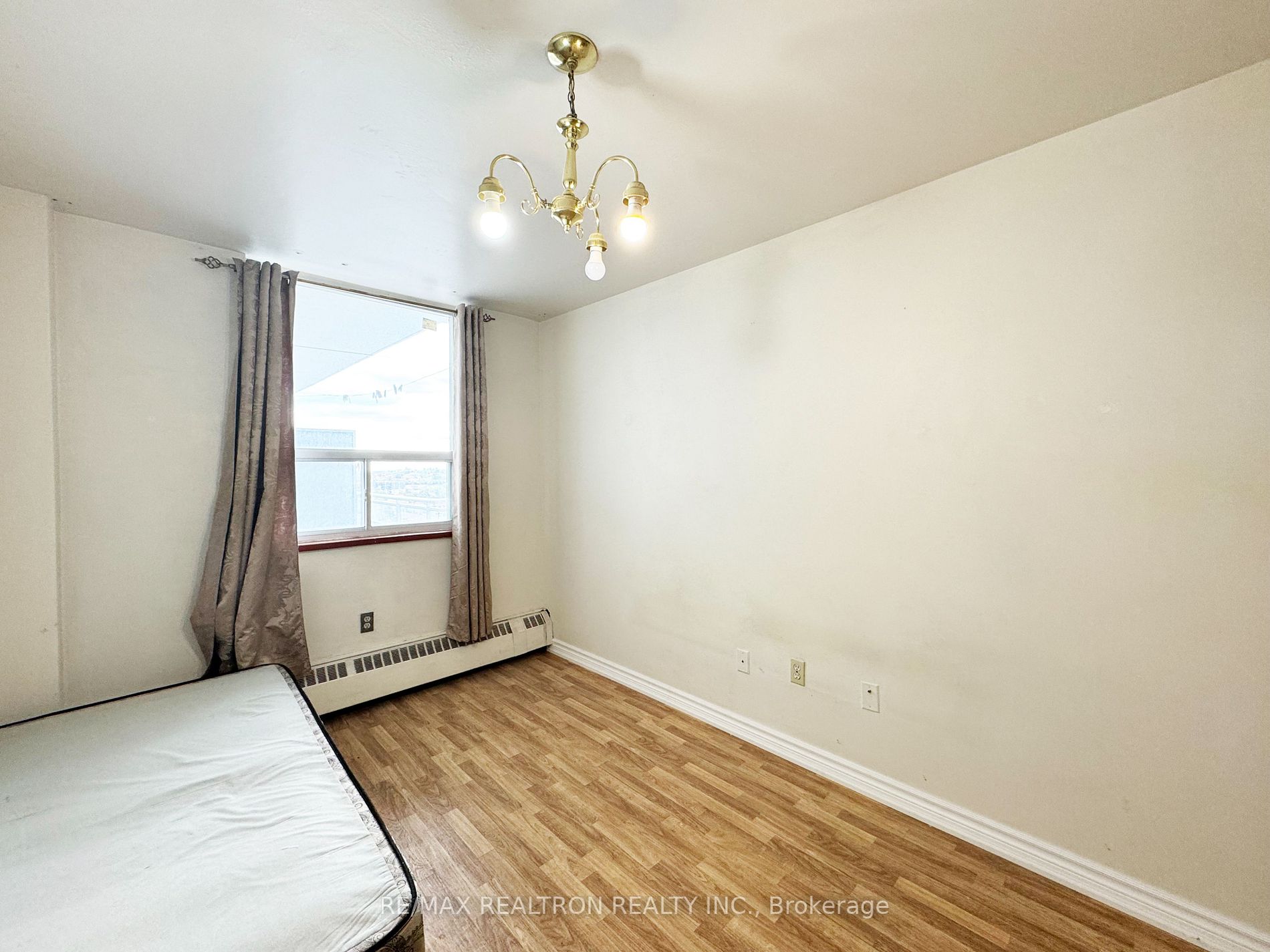 3460 Keele Street, #921