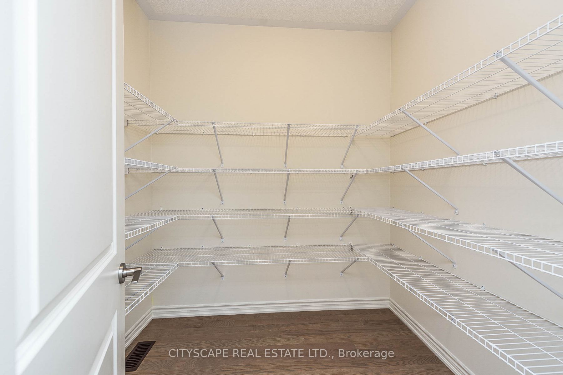 1487 Kitchen Court