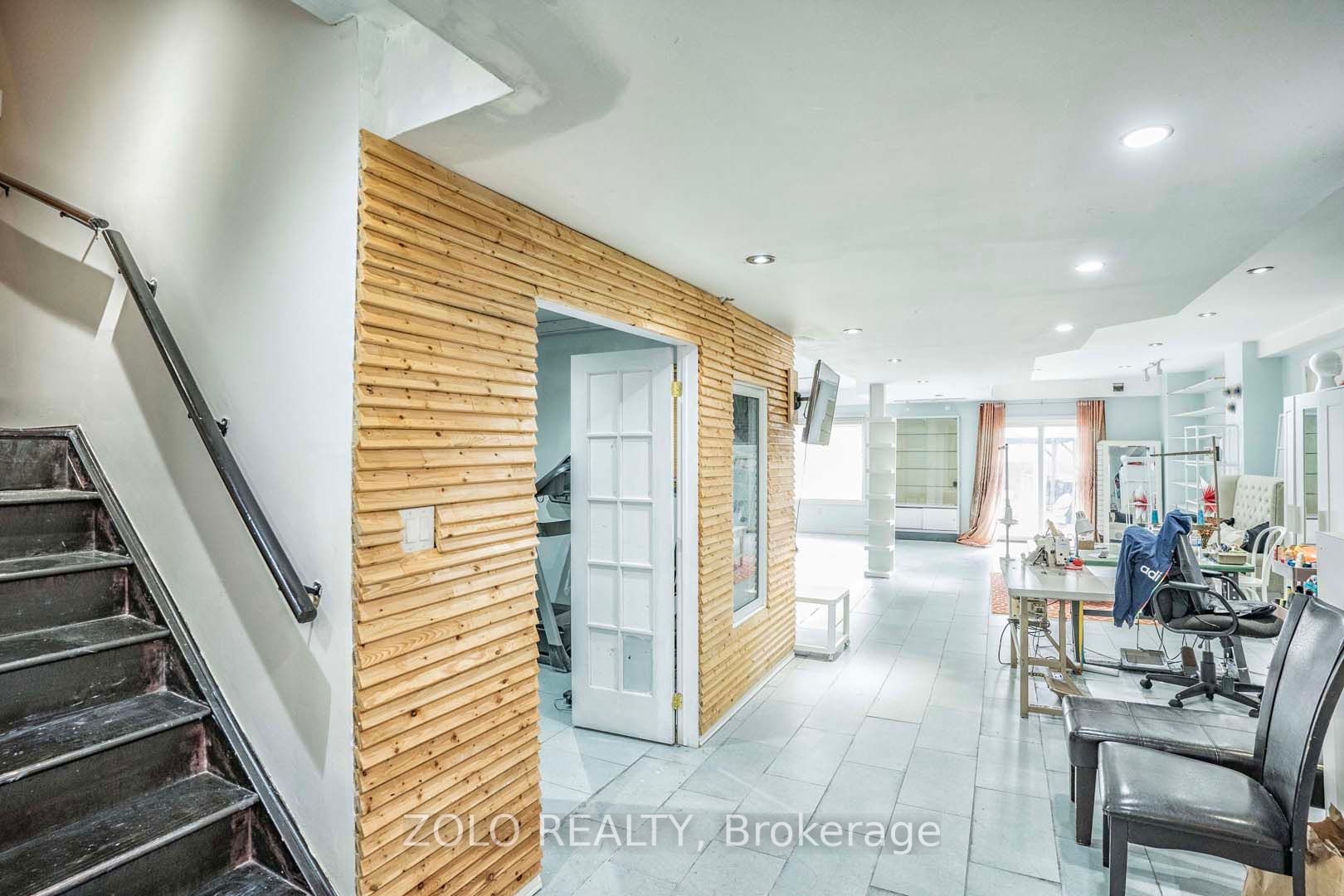 55 Monkton Circle