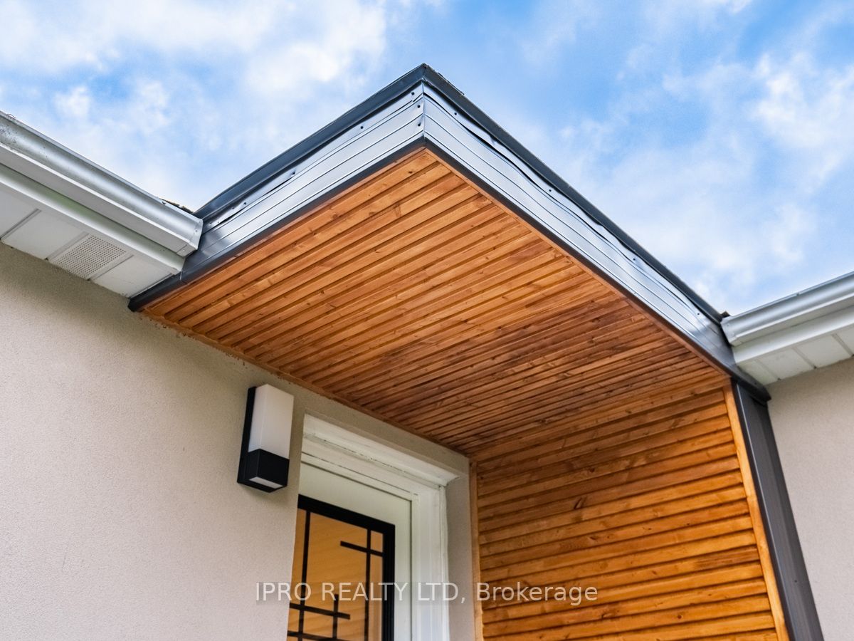 208 Glen Oak Dr