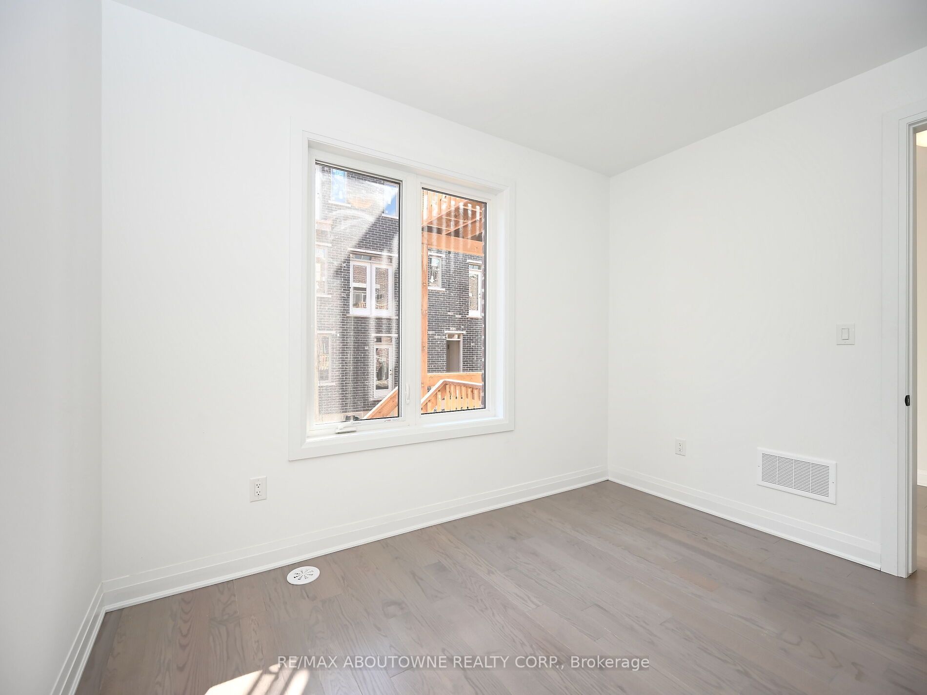 4088 Kadic Terrace