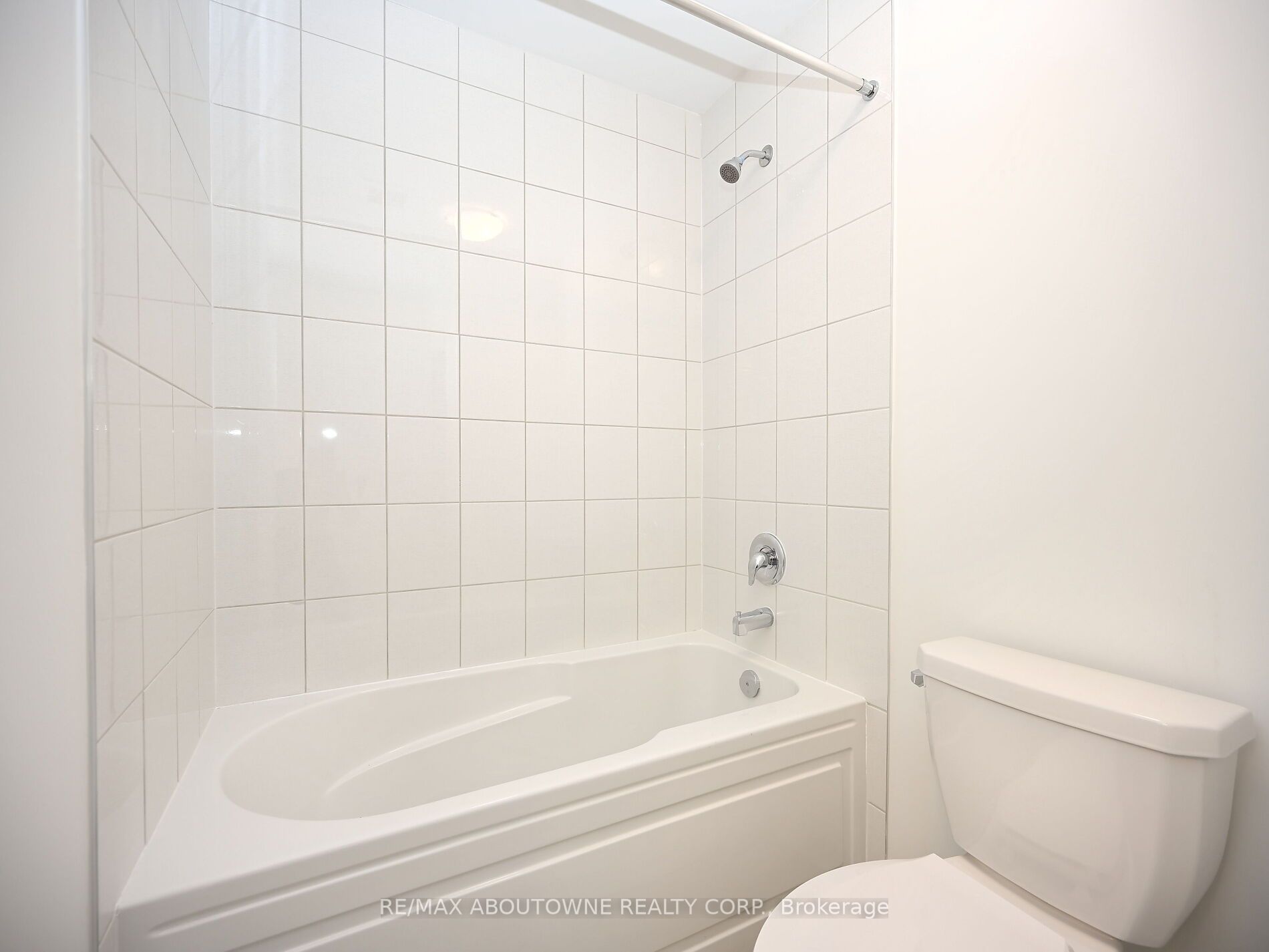 4088 Kadic Terrace