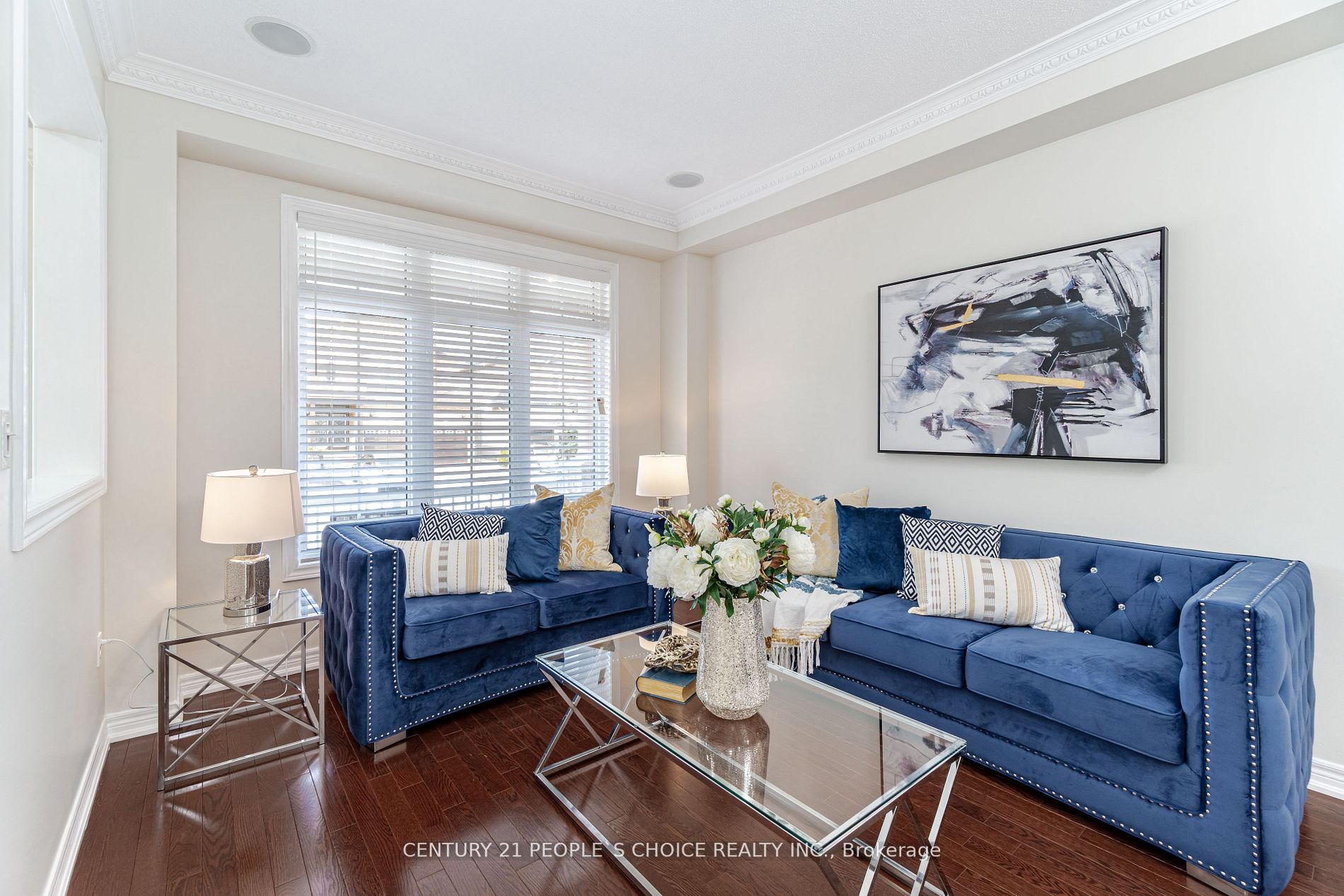 19 Dovehaven Crescent