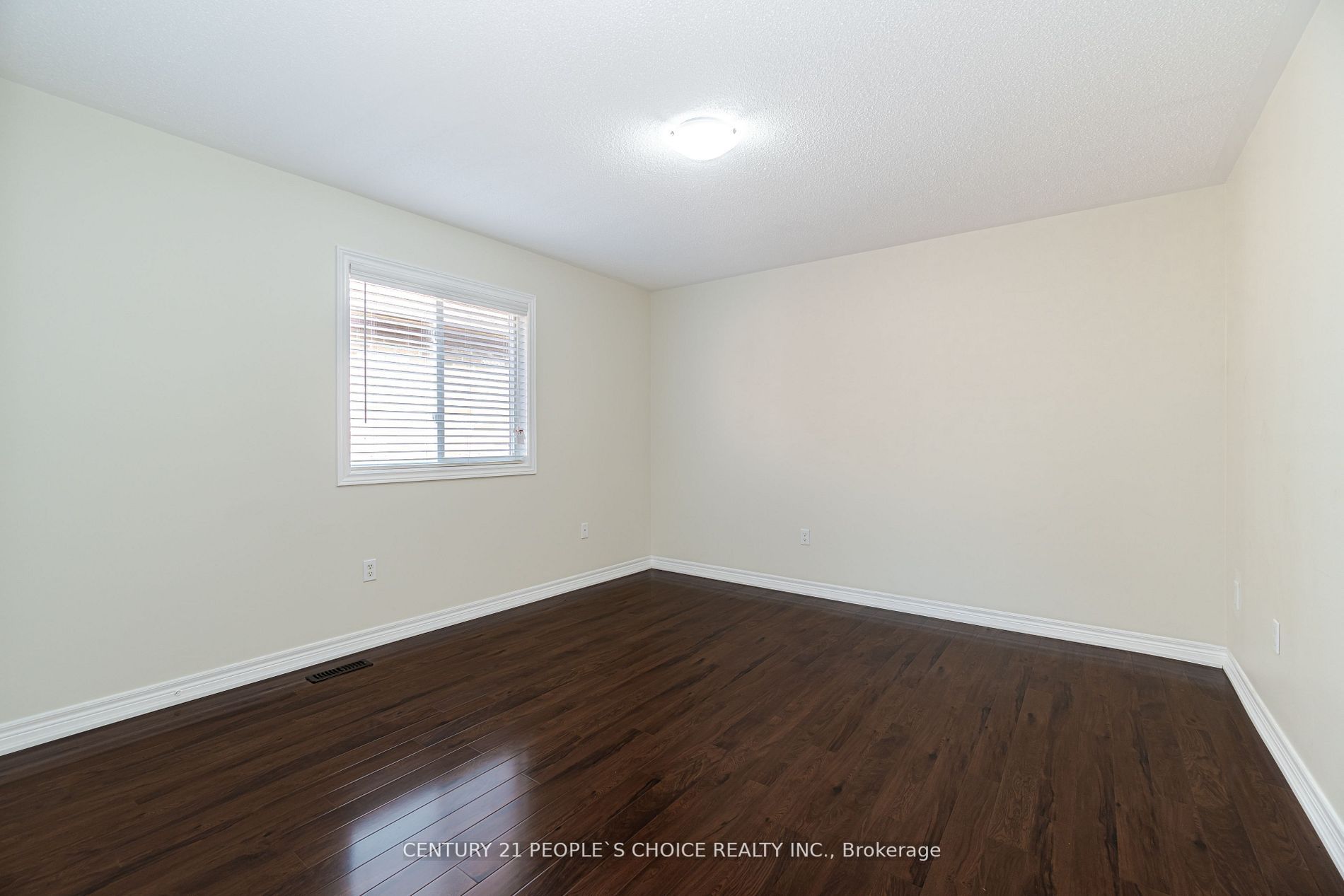 19 Dovehaven Crescent