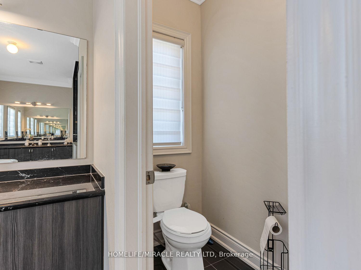 3257 Charles Biggar Dr