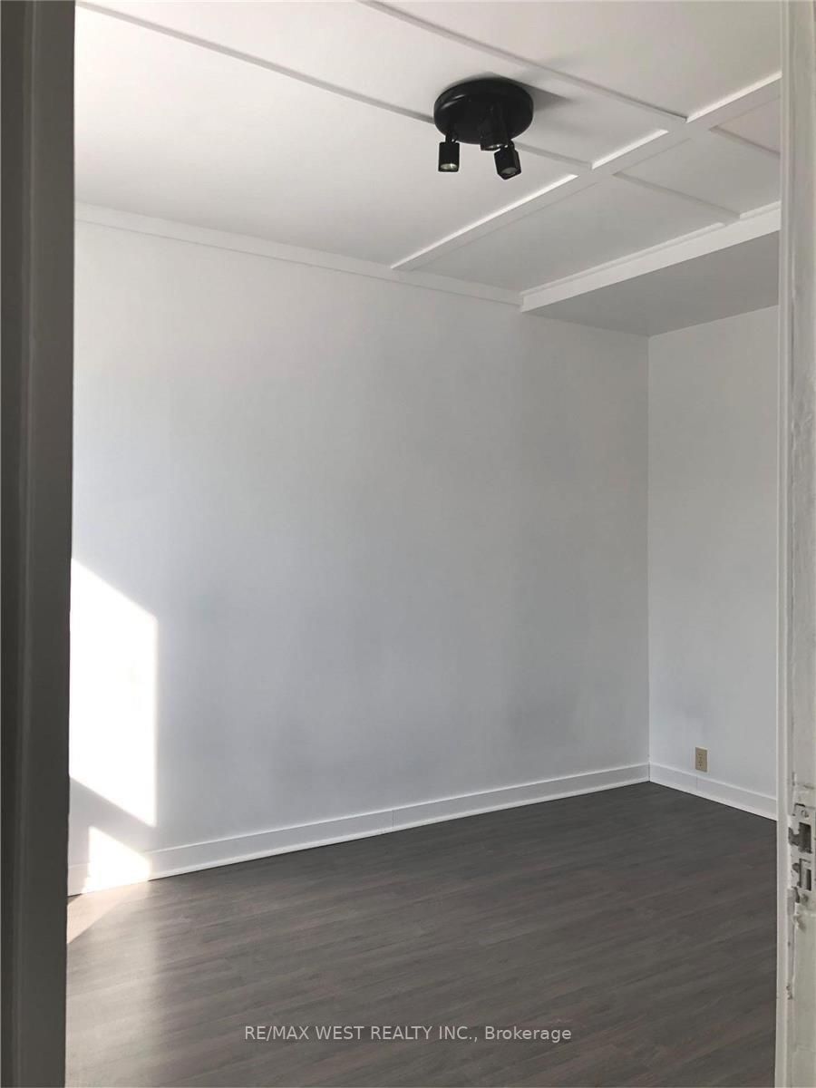 89 Thirteenth St